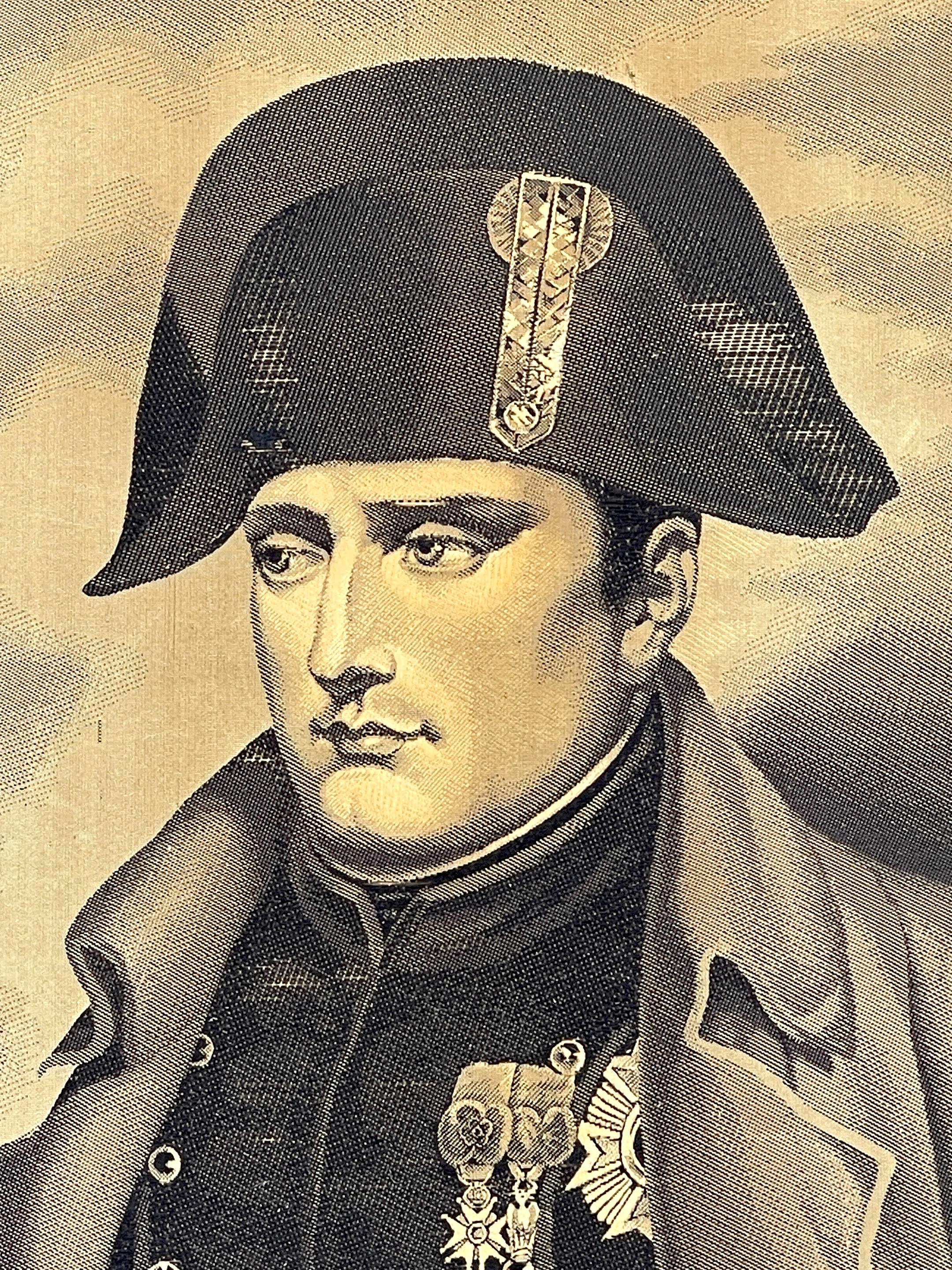 Grisalla francesa  (Gris) Tapiz Retrato de Napoleón Sombrero bicorne y gabán Tallado en venta