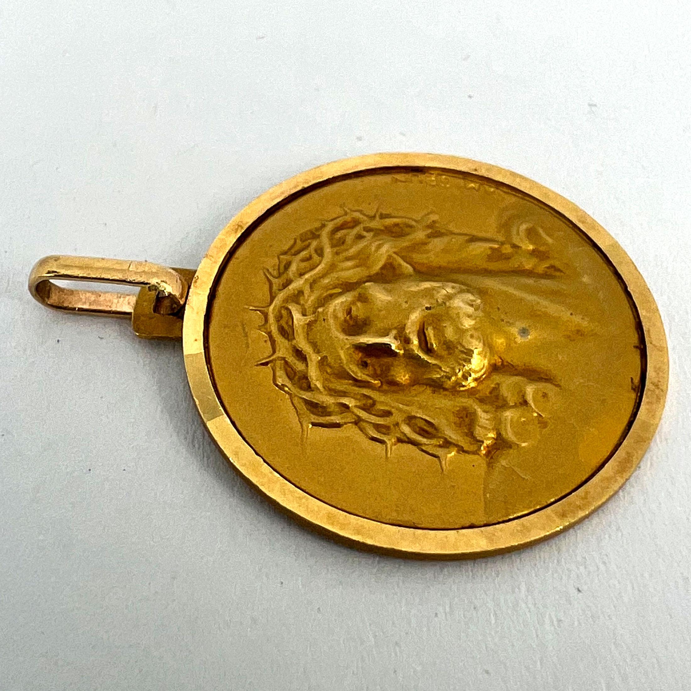 French Grun 18K Yellow Gold Jesus Christ Crown of Thorns Medal Charm Pendant For Sale 11