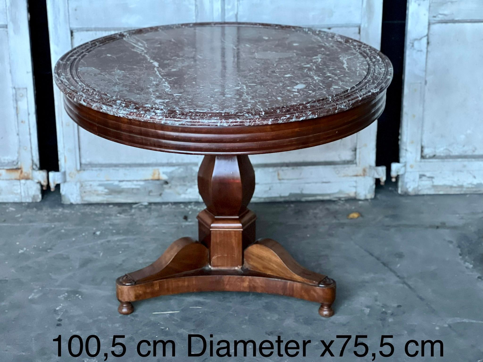 French, Gueridon Centre Table with Rouge Marble Top In Good Condition In Seaford, GB
