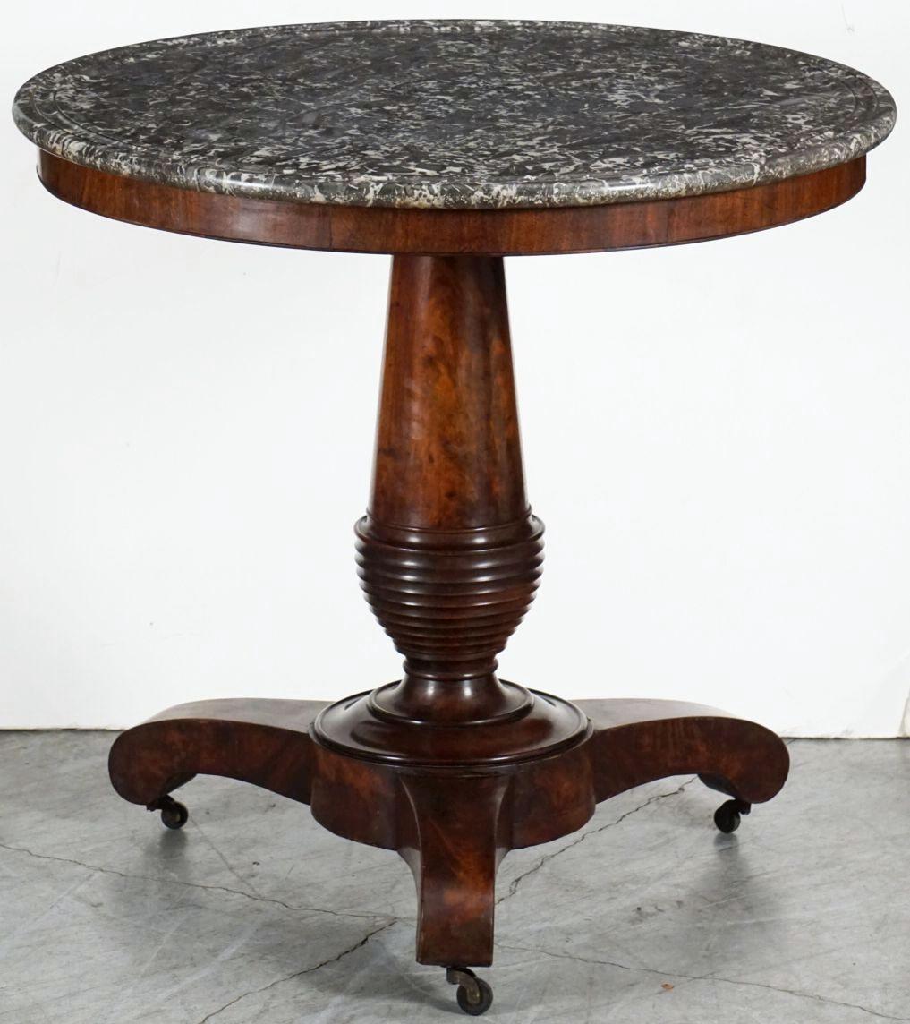 French Gueridon or Round Table of Flame Mahogany with Marble Top For Sale 3