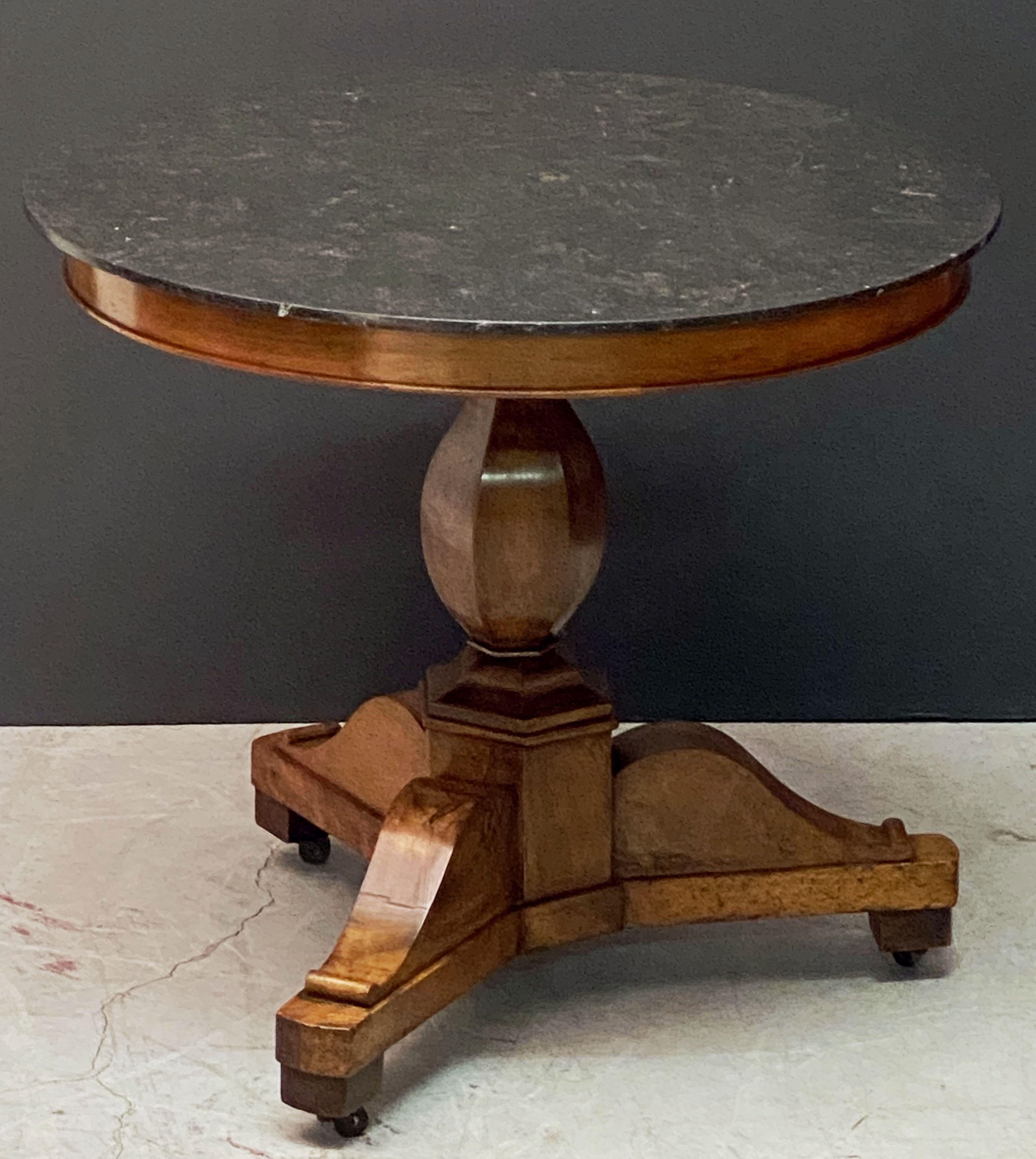 French Guéridon or Round Table of Walnut with Marble Top 2