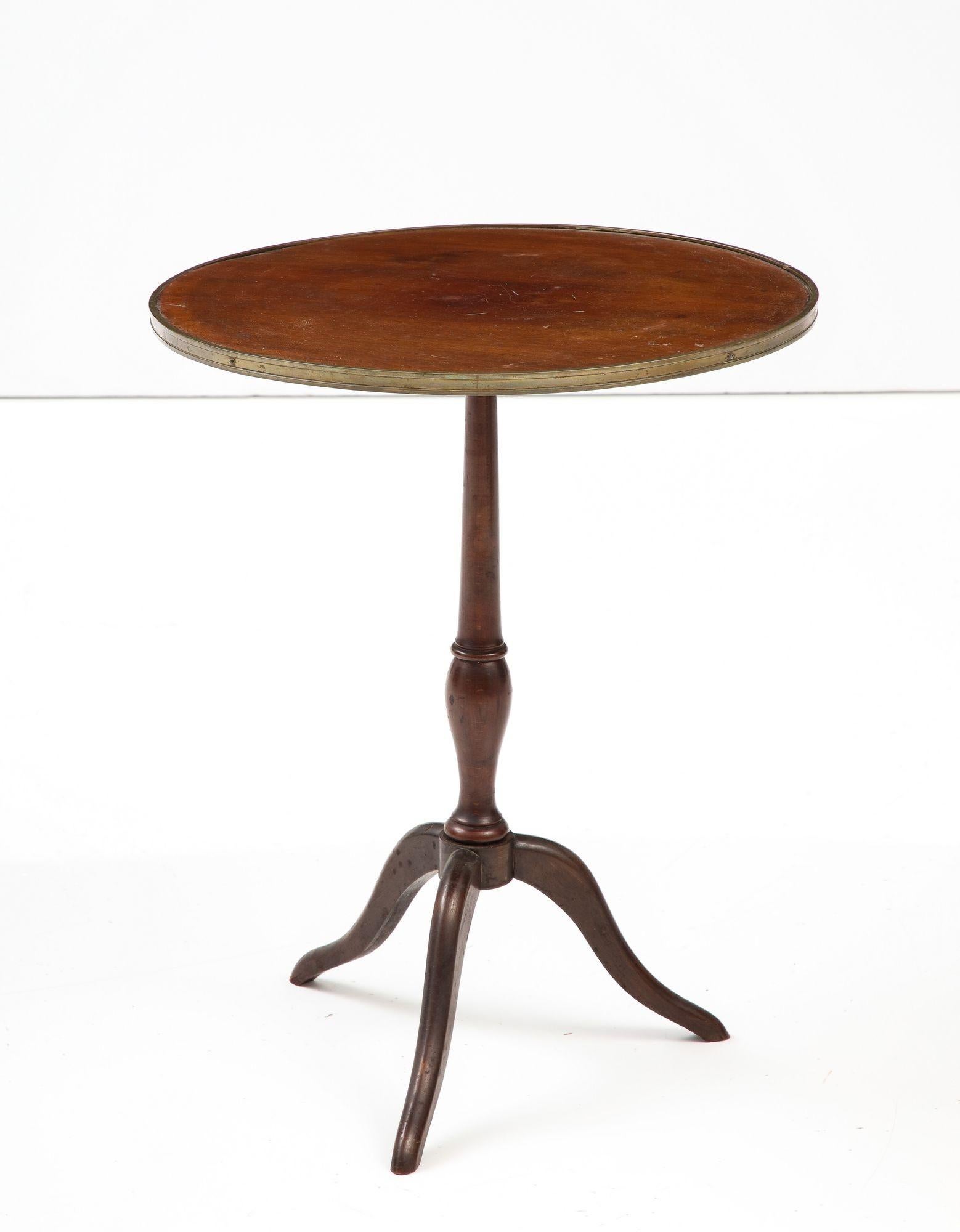 French, Gueridon Round Pedestal Side Table, 1940s In Good Condition In South Salem, NY