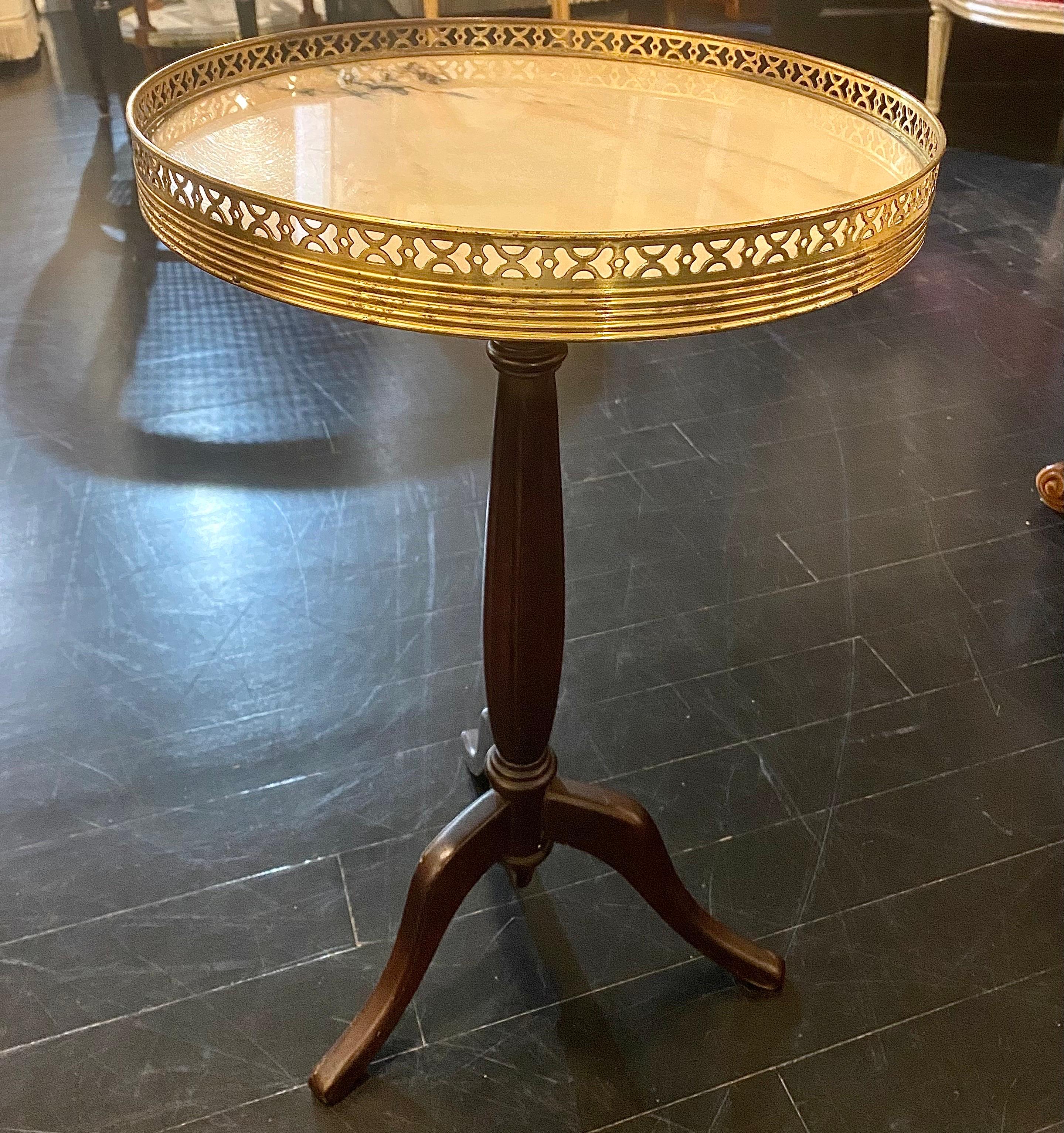 20th Century French Guéridon Side Table with Marble Top For Sale