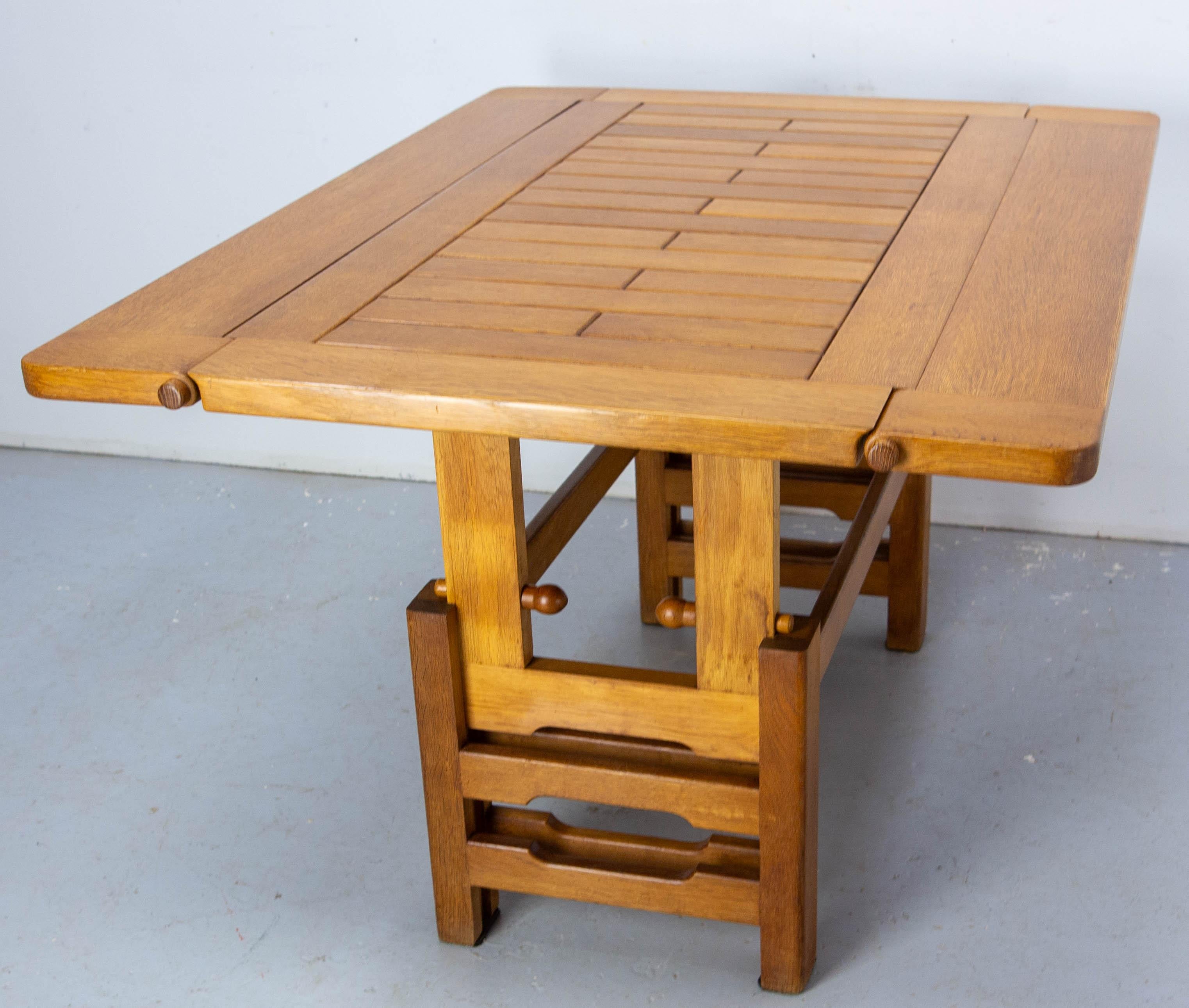 Table à café et table à manger modulaire en chêne massif de Guillerme & Chambron, c.1950 en vente 5