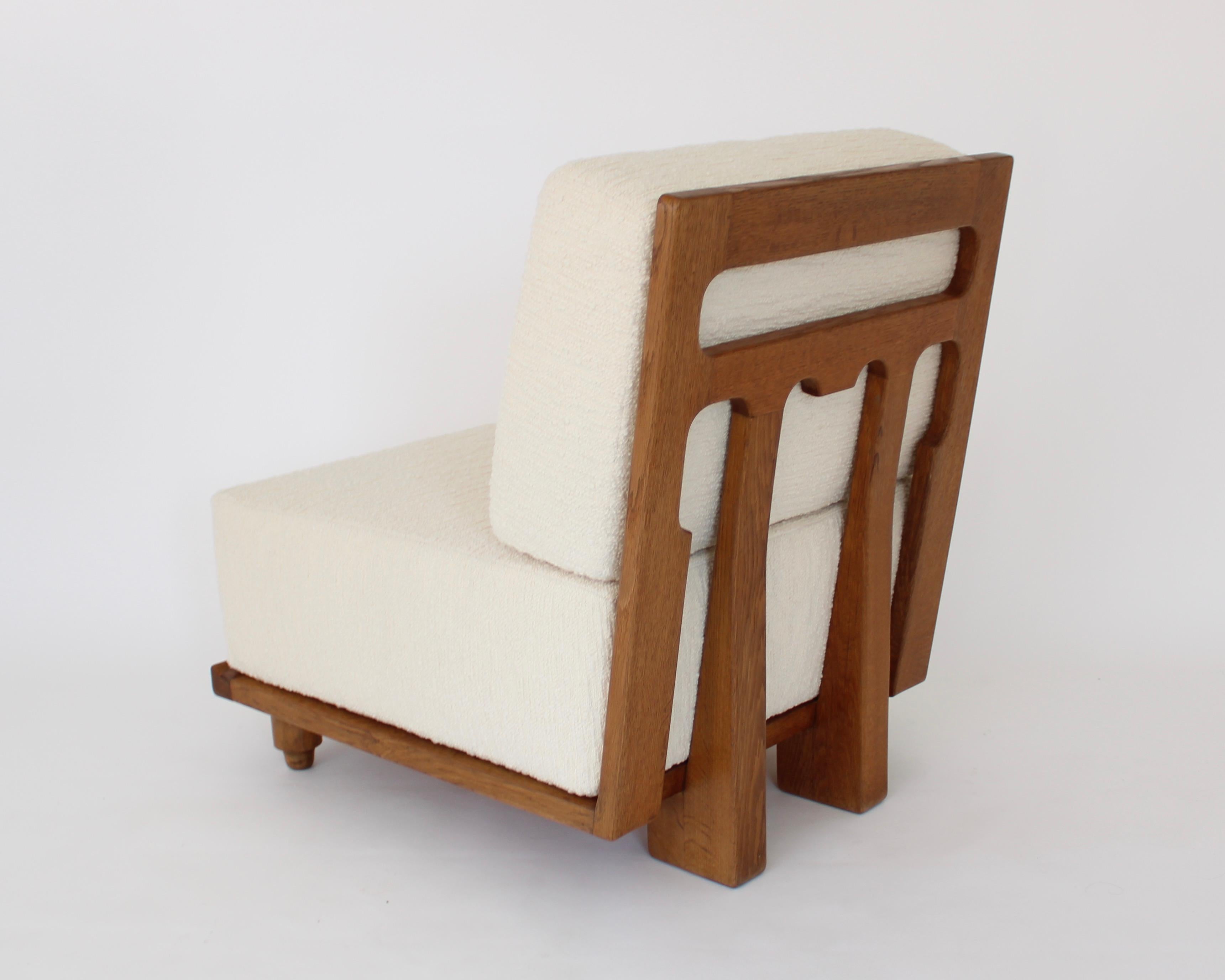 Mid-Century Modern French Guillerme Et Chambron Votre Maison Pair of Lounge Chairs Model Elmyre