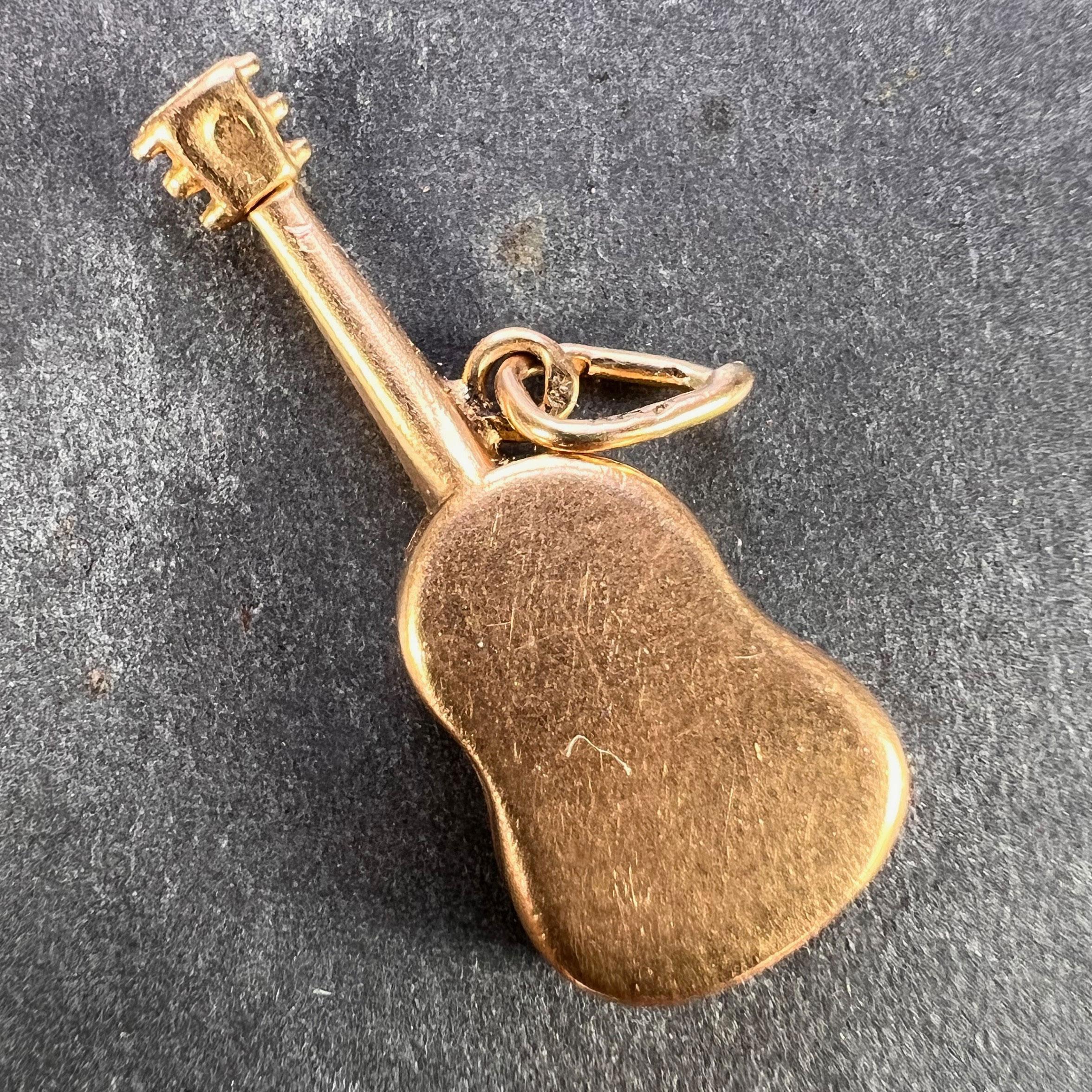 French Guitar 18K Yellow Gold Charm Pendant In Good Condition For Sale In London, GB