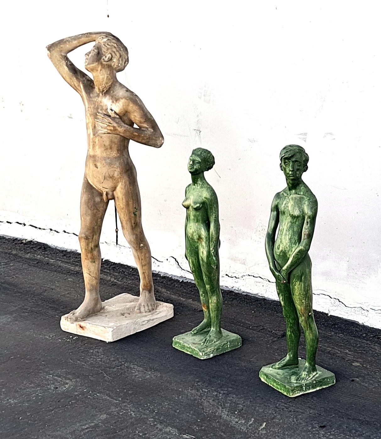 Französische Gypsum-Skulpturen  (Gips) im Angebot