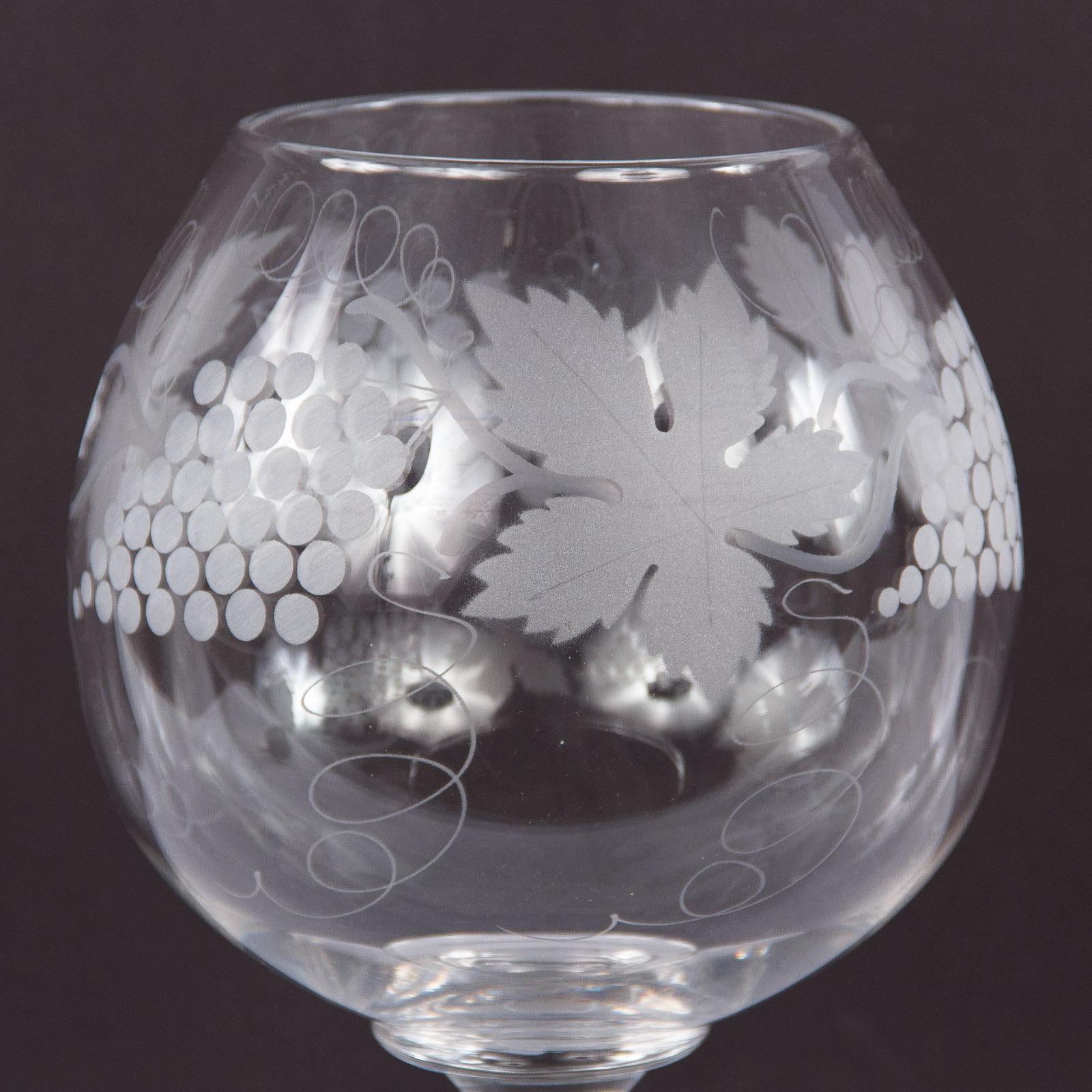 French Hand Blown Crystal Decorative Wine Glass, 20th Century For Sale 3