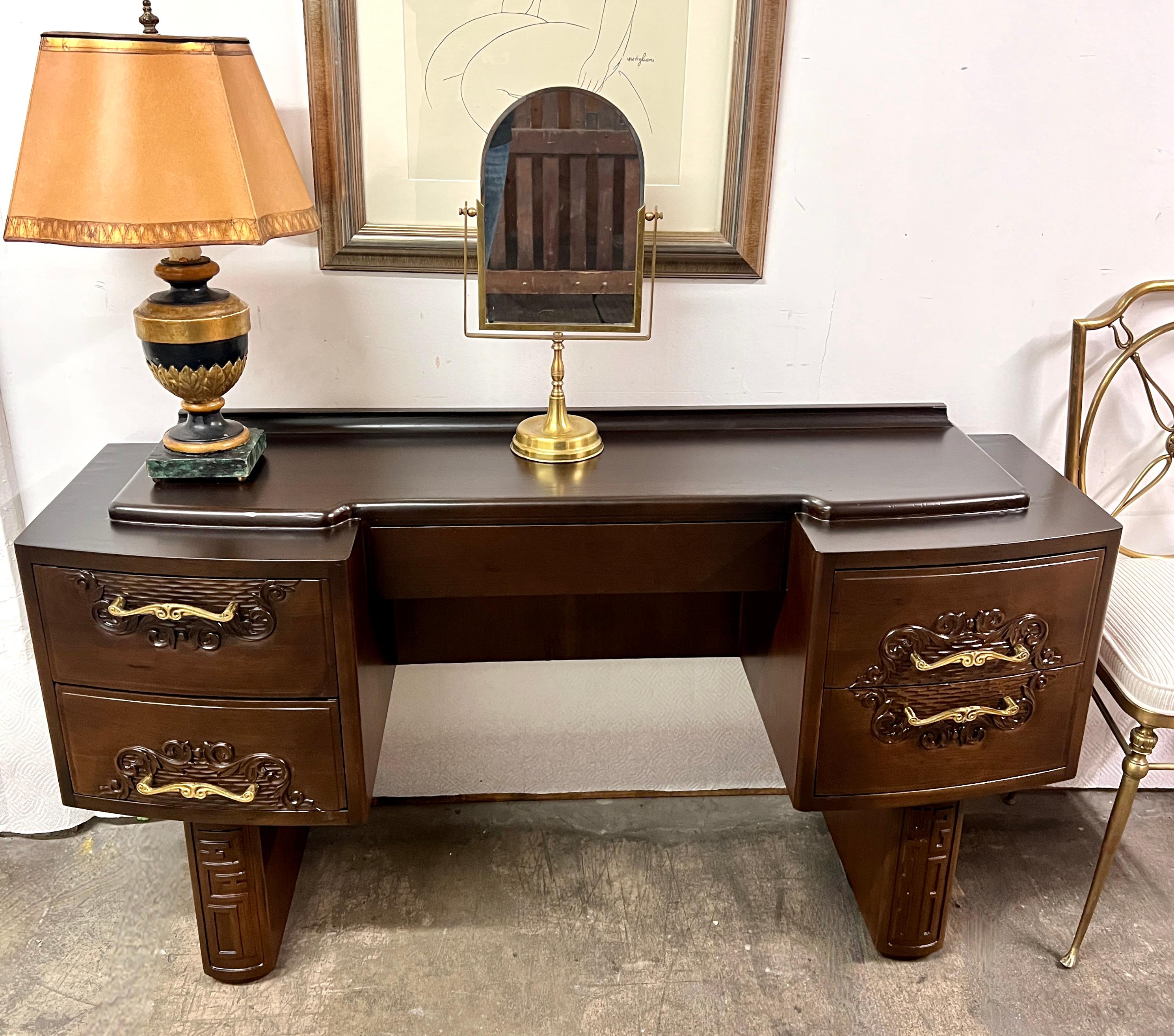 French Hand Carved Art Deco Vanity in the Style of Charles Dudouyt 1939-1949 For Sale 4