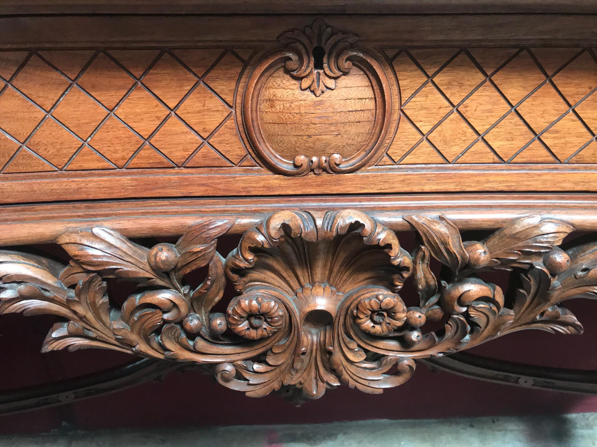 French Hand Carved Console Table For Sale 7
