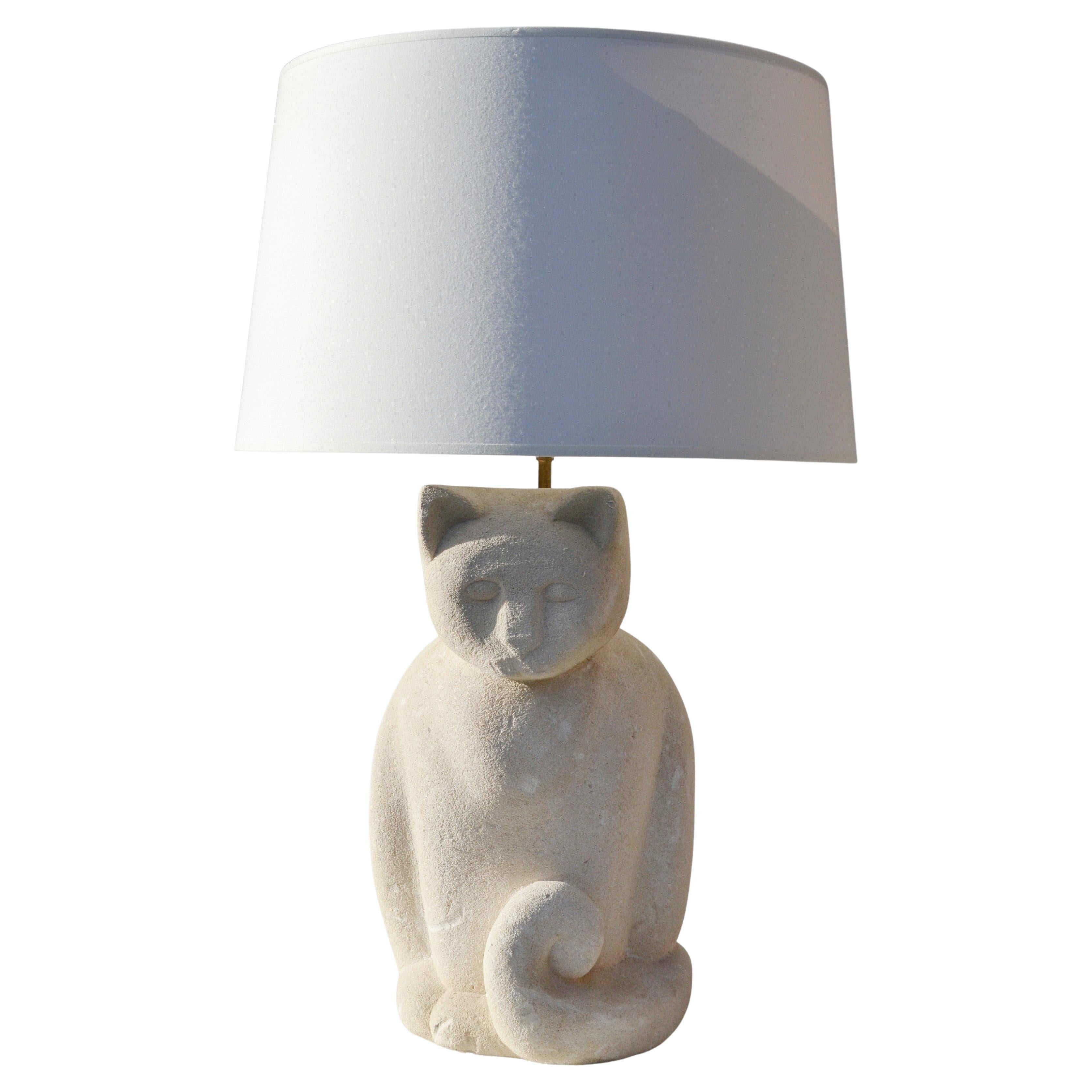 Lampe chat en pierre calcaire sculptée à la main, 1970 en vente