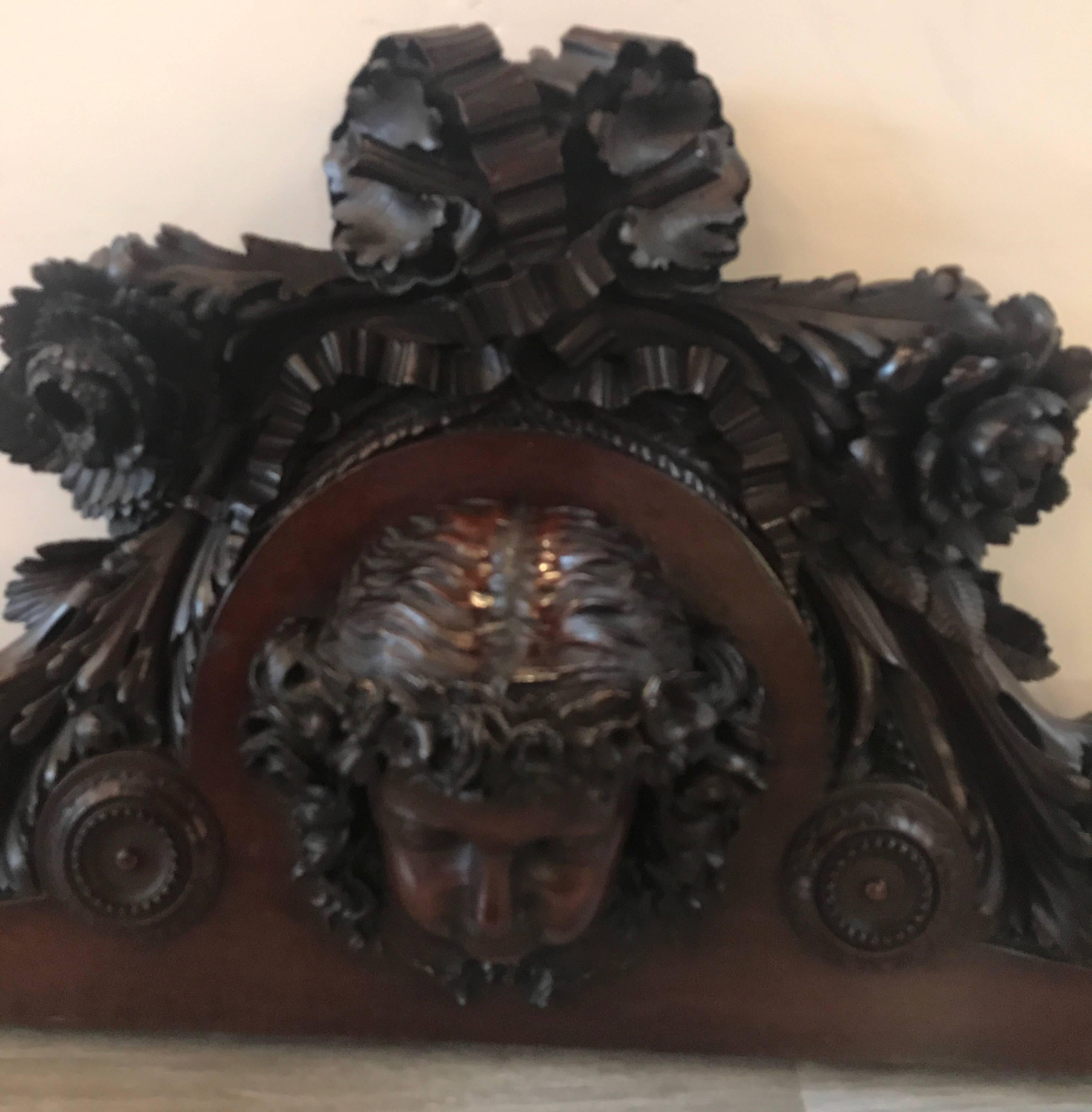 French Hand-Carved Mahogany Pediment Plaque In Excellent Condition In Lambertville, NJ