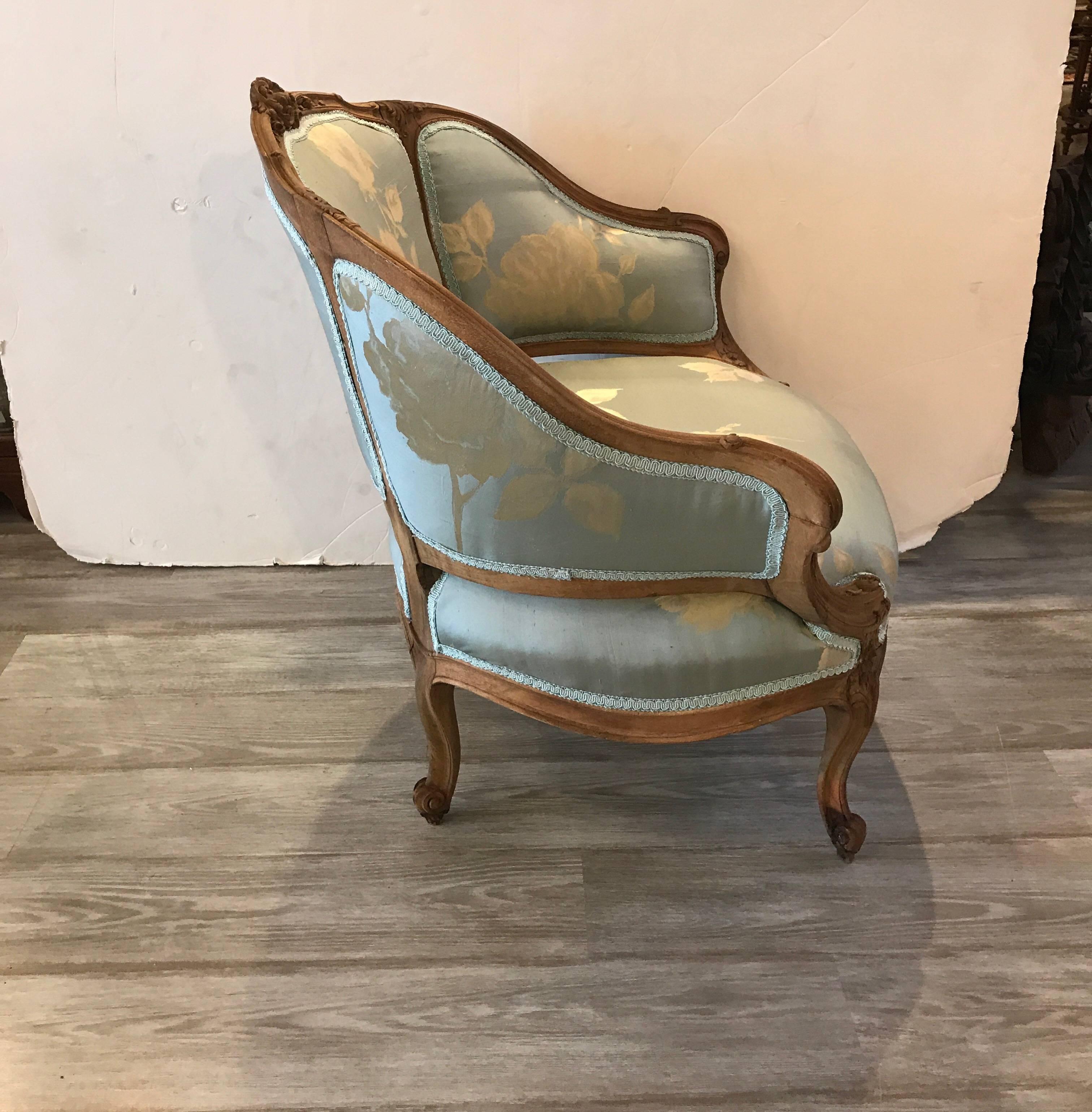 Louis XV French Hand Carved Walnut Chair with Silk Upholstrey