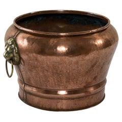 French Hand Hammered Copper Cachepot or Planter with Lion Heads, c. 1900