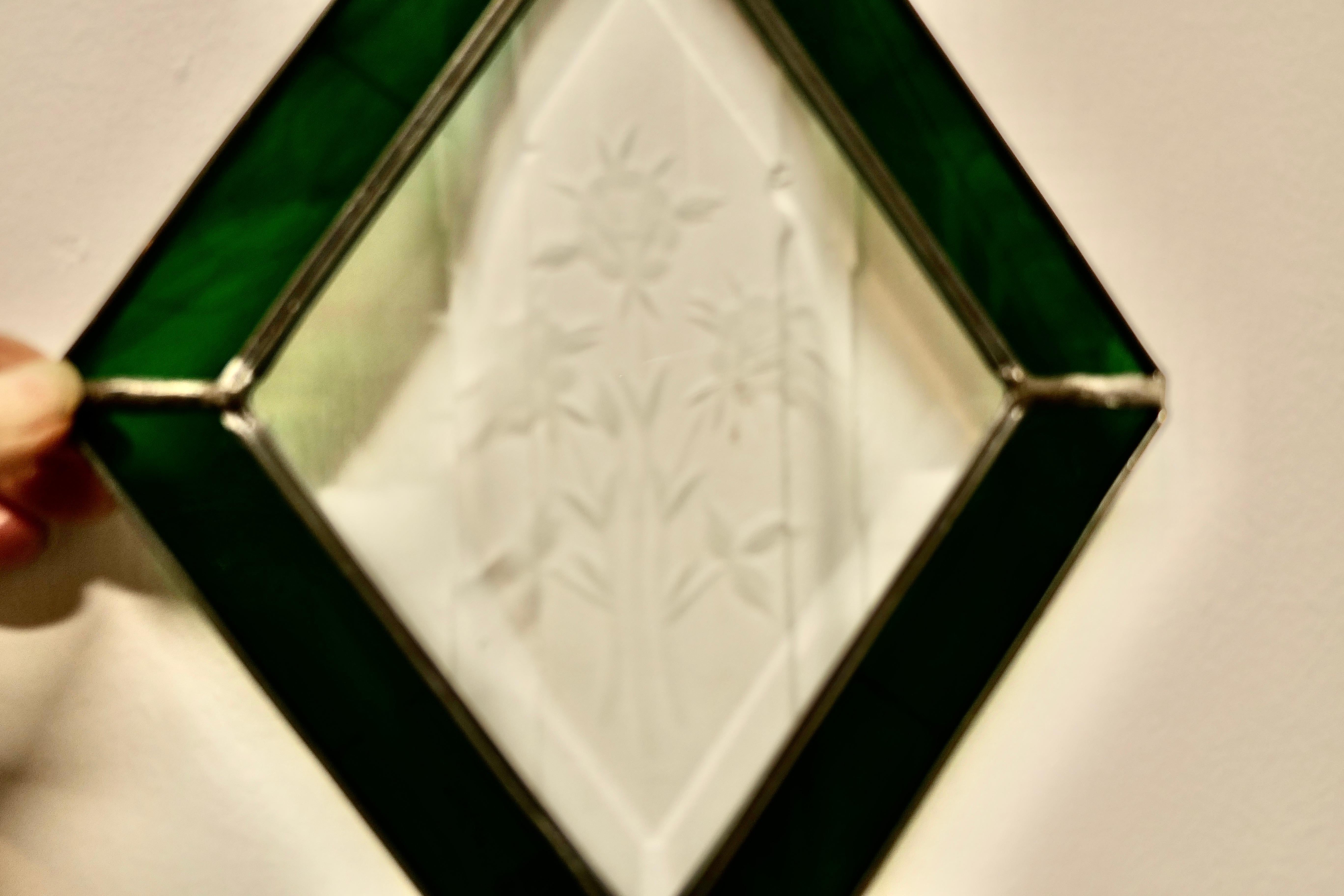 Handgefertigte antike Buntglas-Fensterplatte (20. Jahrhundert) im Angebot