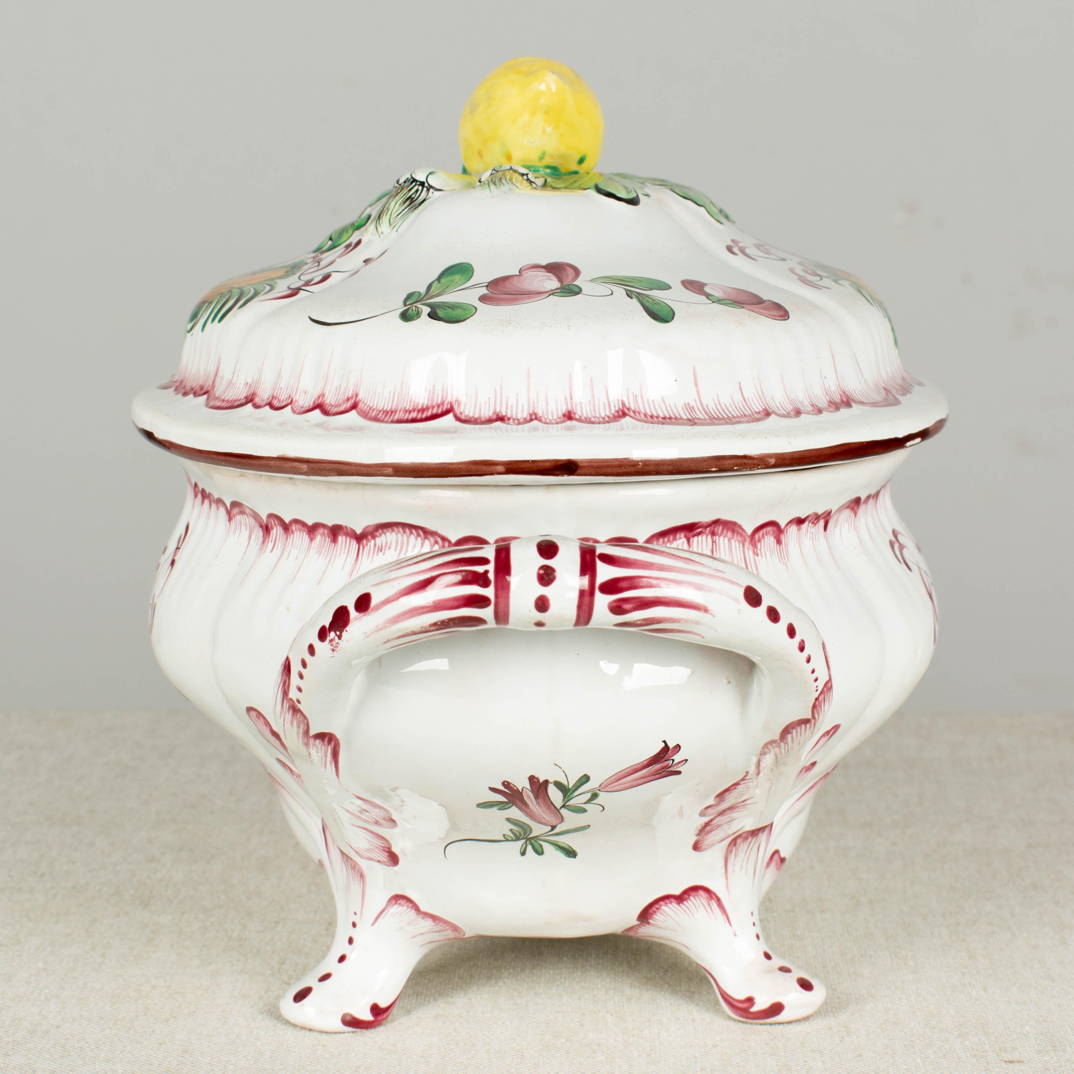 French Hand-Painted Faience Soup Tureen  For Sale 1