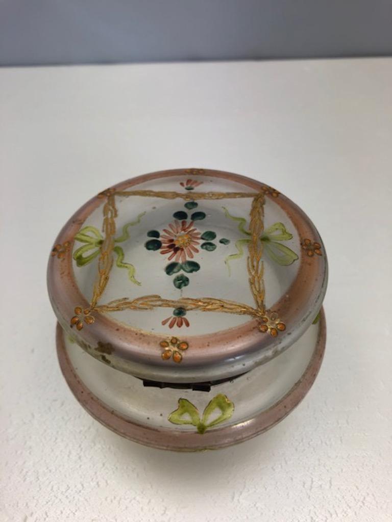 Beautiful hand decorated, Art Nouveau enameled glass trinket, or jewelry box. This is a gorgeous piece by Legras, makes a lovely gift to oneself or others.

Measures: 4 1/8