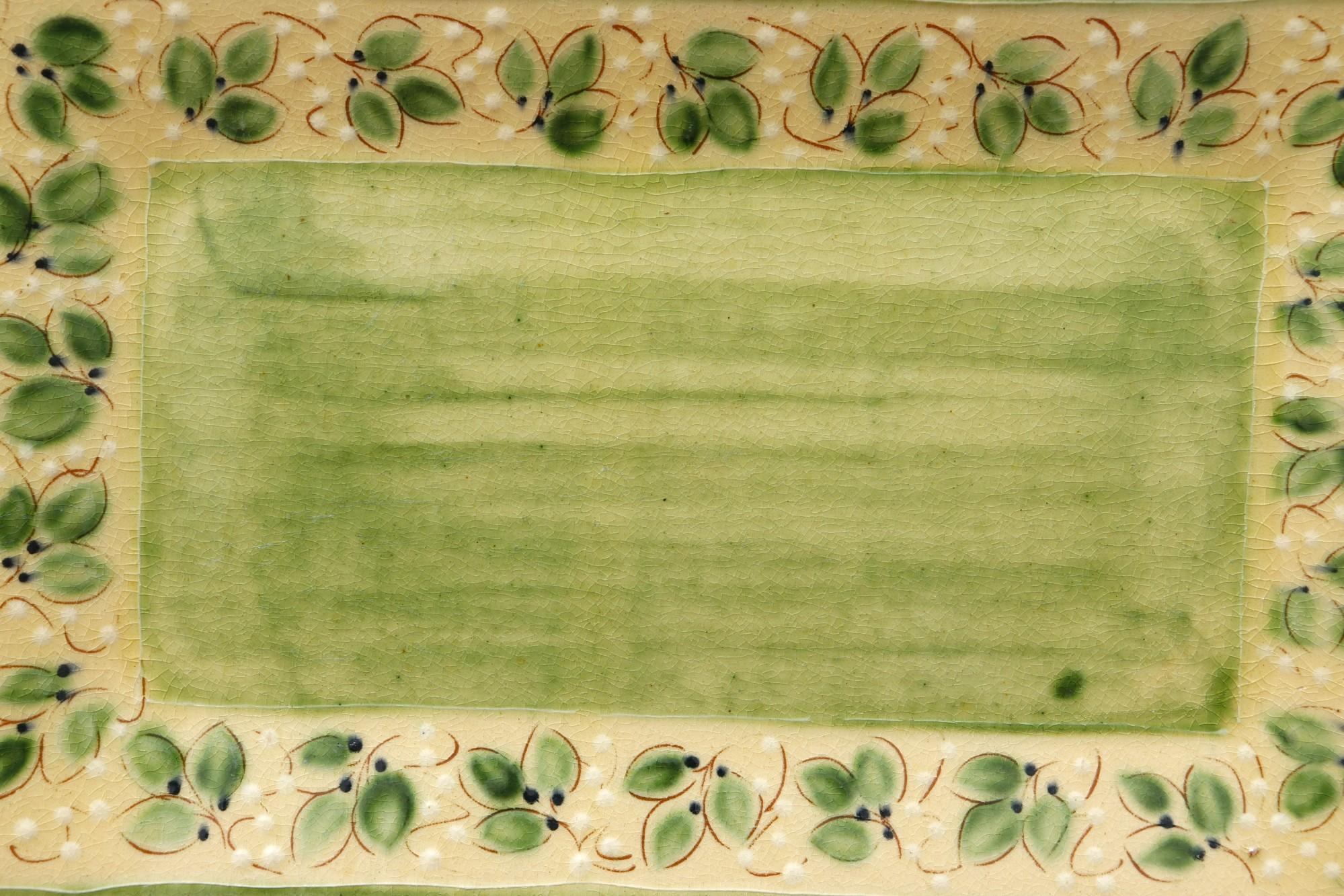 French Hand-Painted Terracotta Serving Plates, Set of 4 For Sale 1