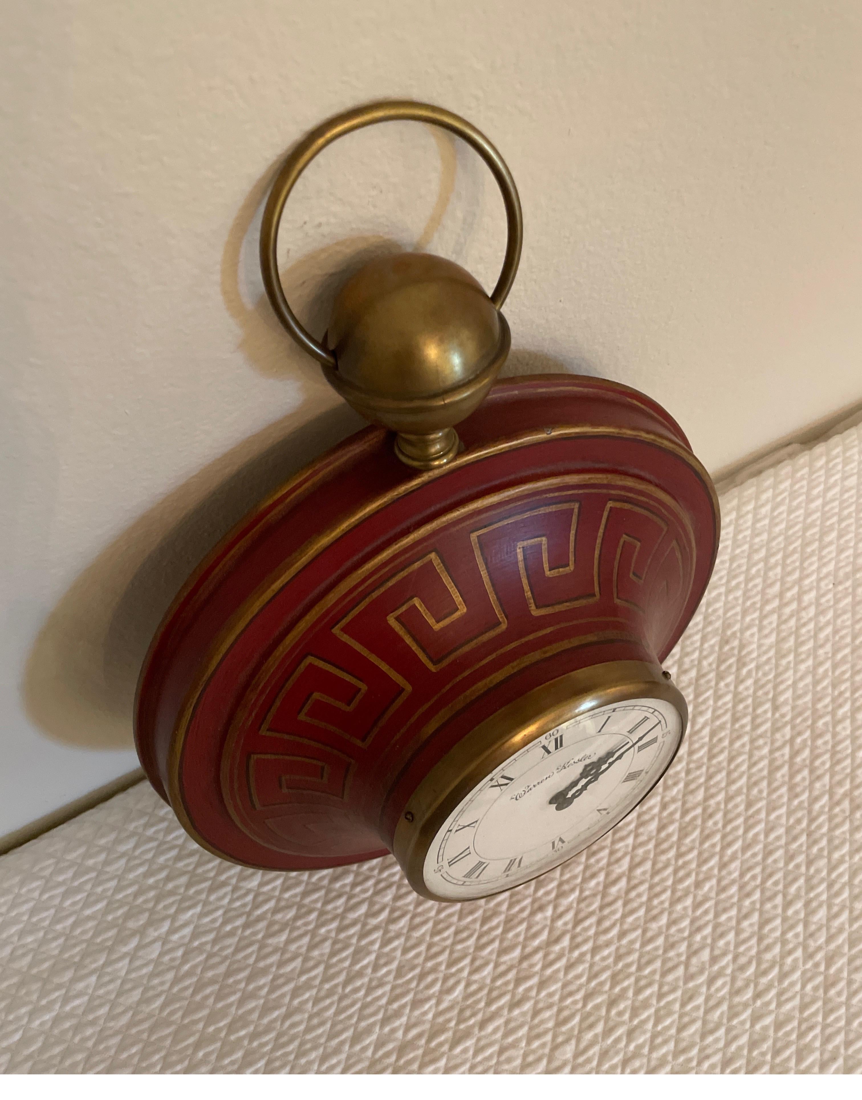 XX secolo Orologio da parete francese in tole dipinto a mano in vendita