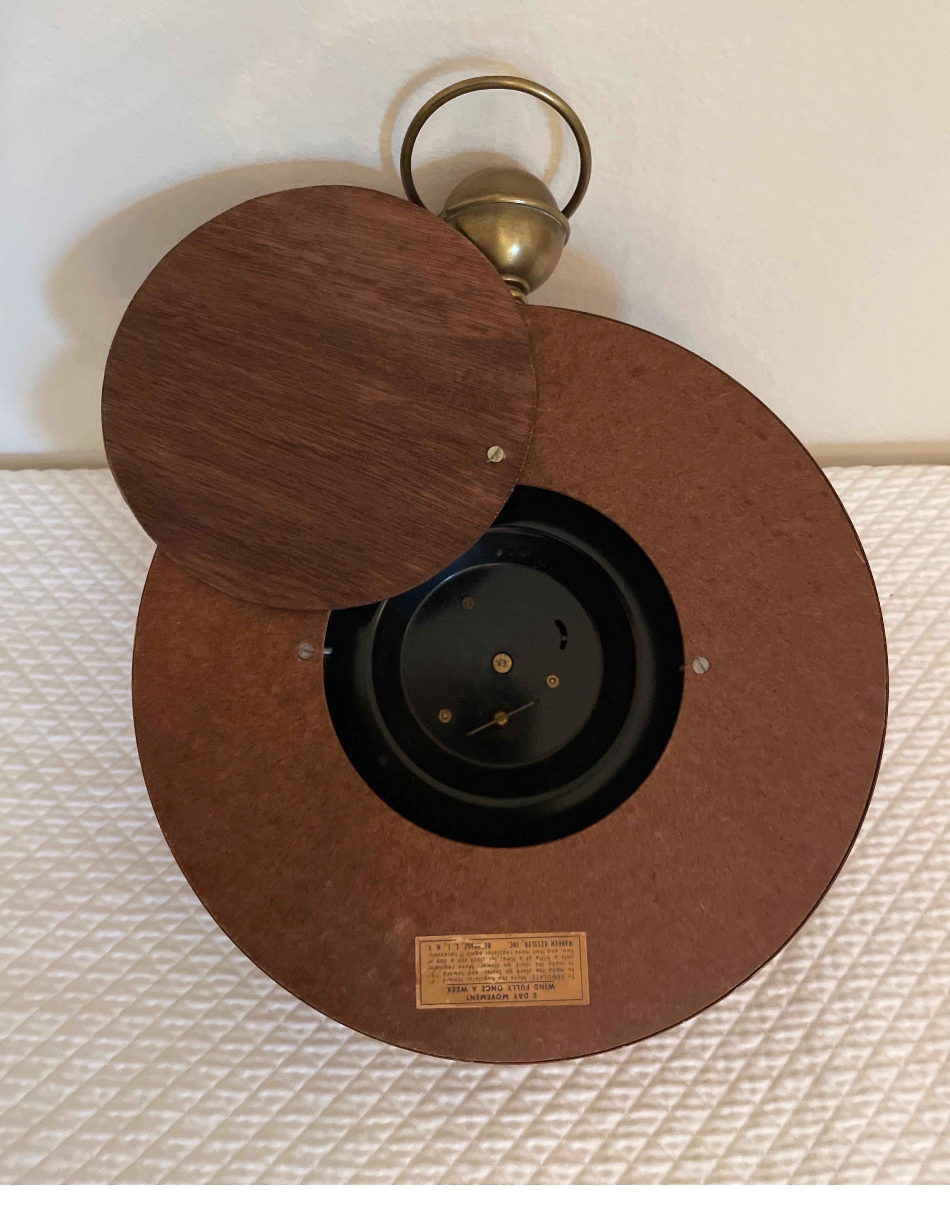 Orologio da parete francese in tole dipinto a mano in vendita 3