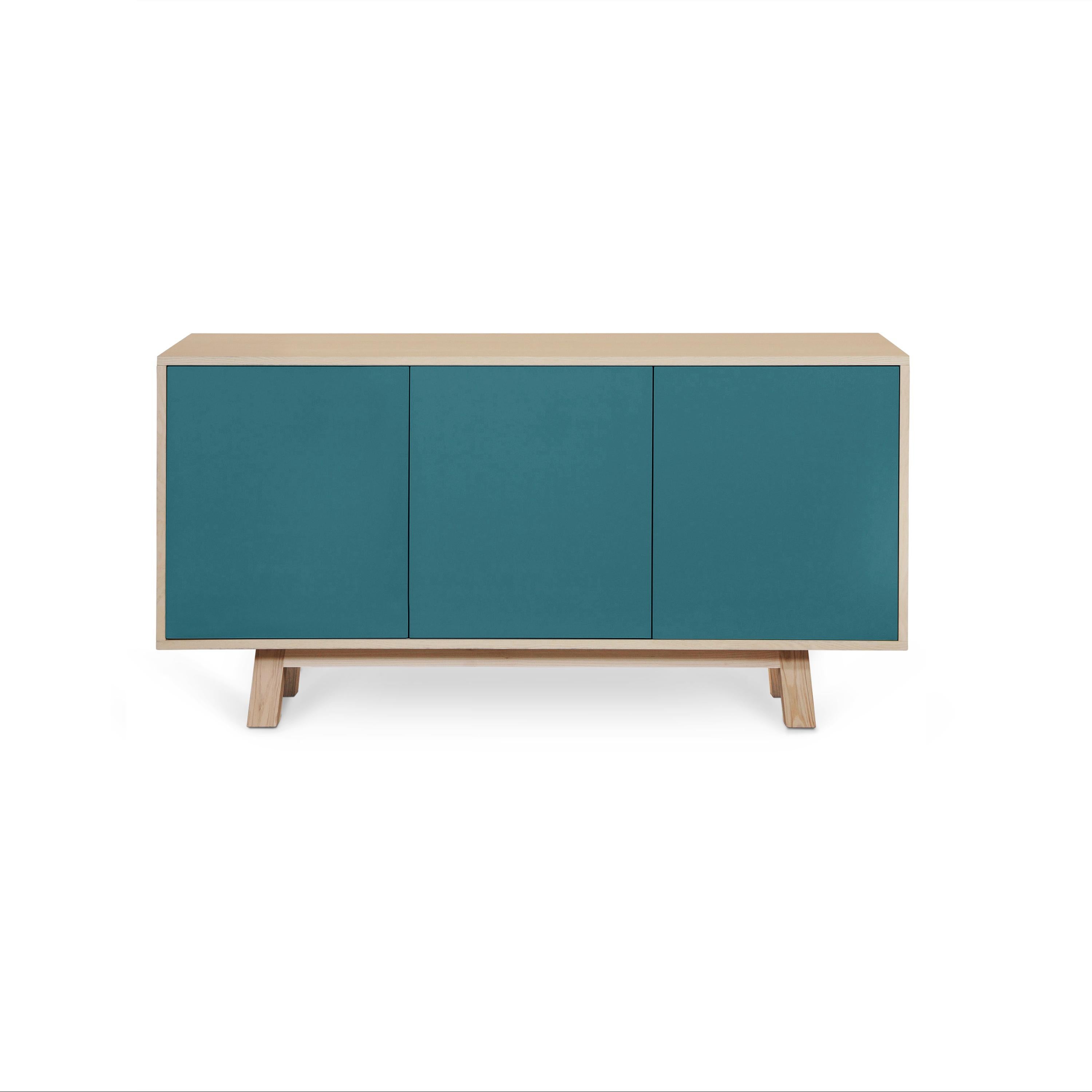 Scandinavo moderno Buffet francese artigianale personalizzabile a 3 ante di colore blu mare, design Eric Gizard Paris in vendita