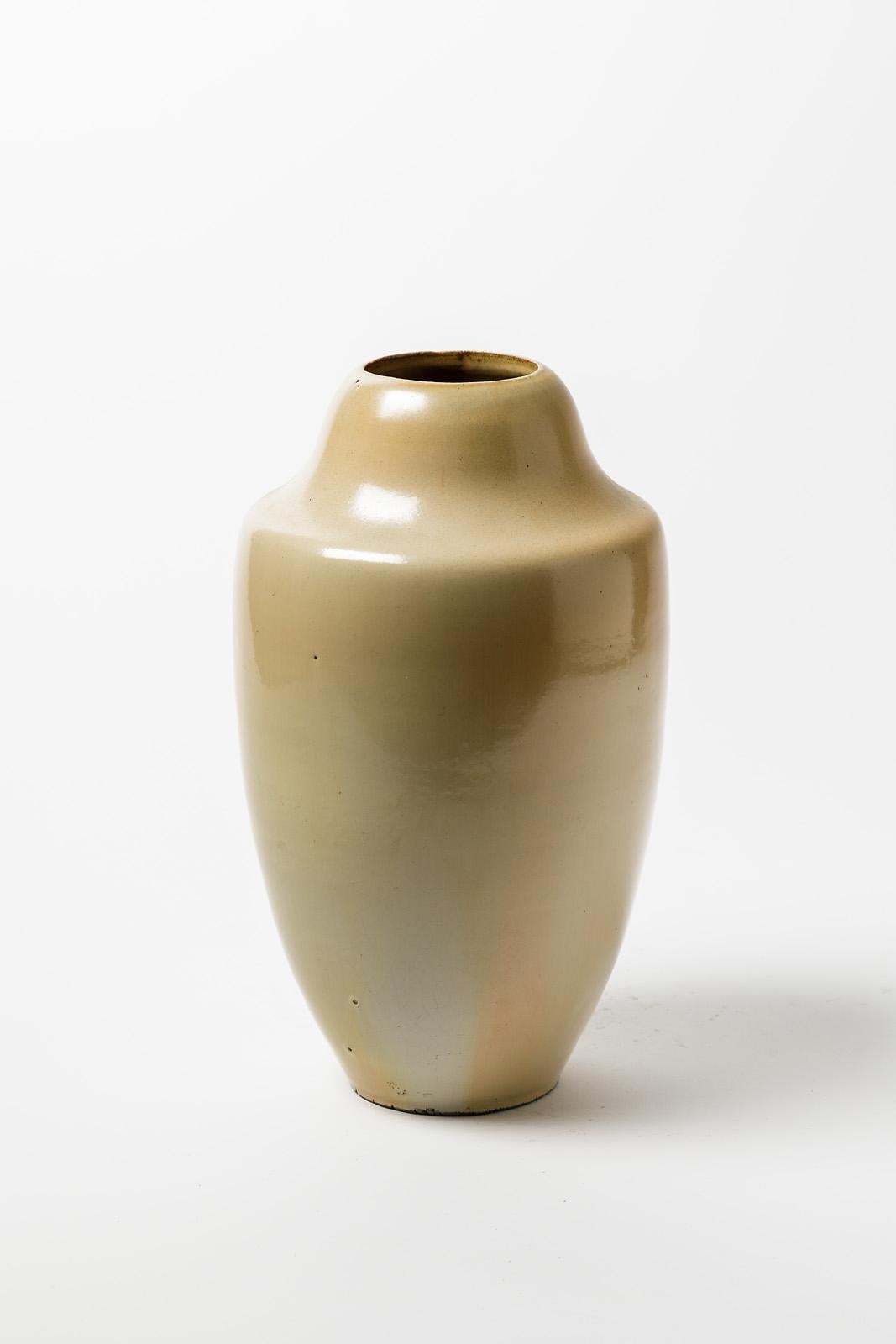 French Handmade 1930 Art Deco White Ceramic Vase by Gentil Bourdet XXth Century For Sale 1