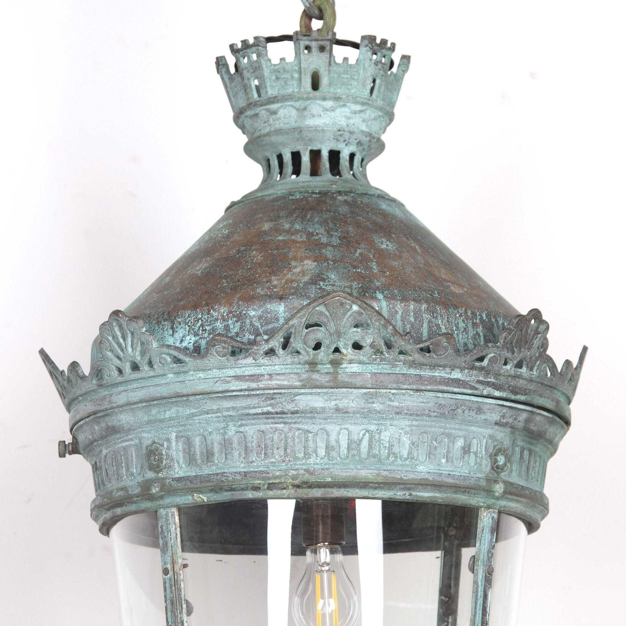 French Hanging Lantern In Good Condition In Gloucestershire, GB