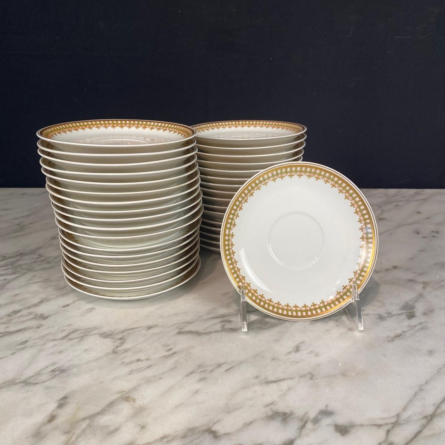 Französisch Haviland Limoges 123 Stück Gold Porzellan Geschirr Service Set im Angebot 8