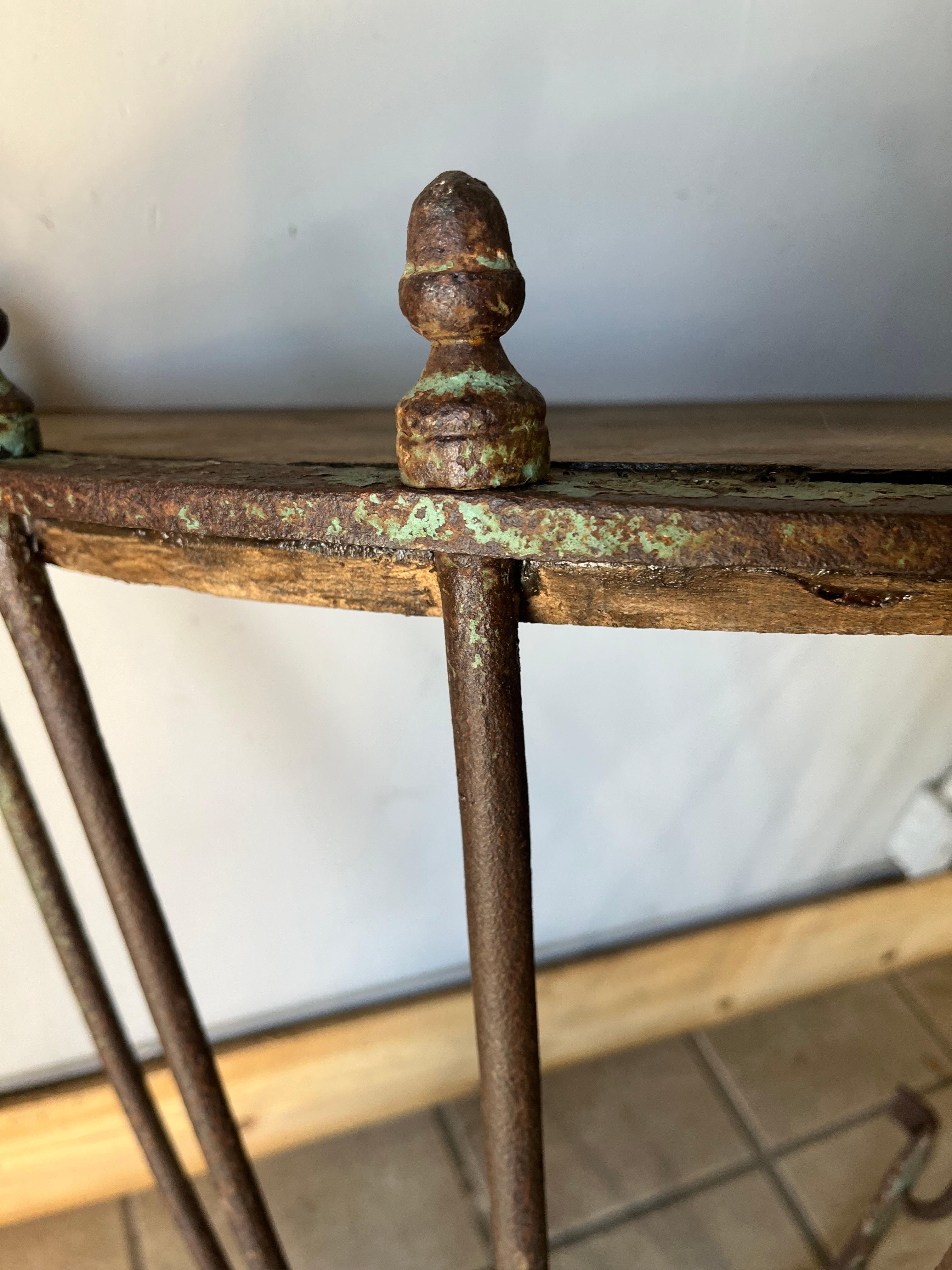 Mangeoire à foin française Console Demi Lune en vente 5