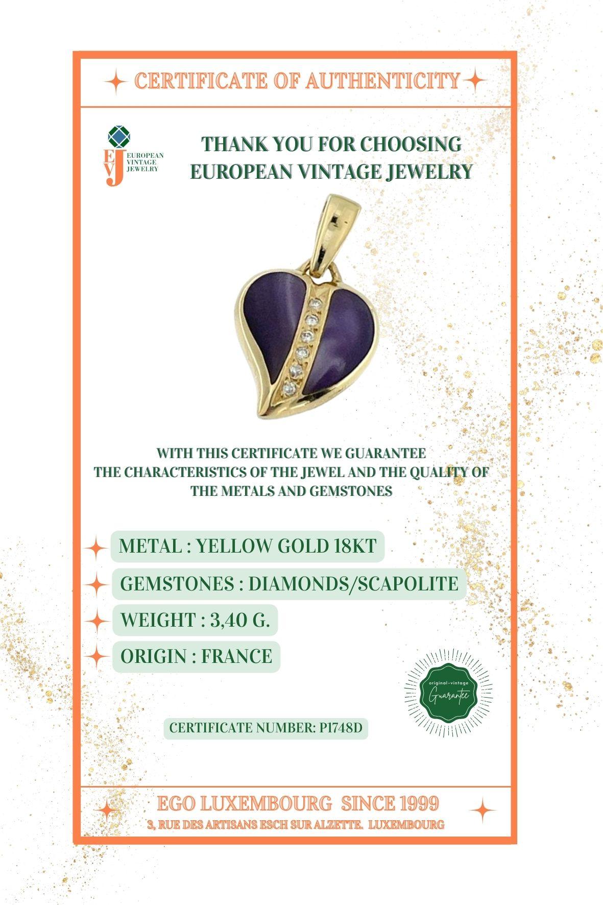 Women's or Men's French Heart Pendant Yellow Gold Diamonds and Violet Cabochon Scapolite For Sale