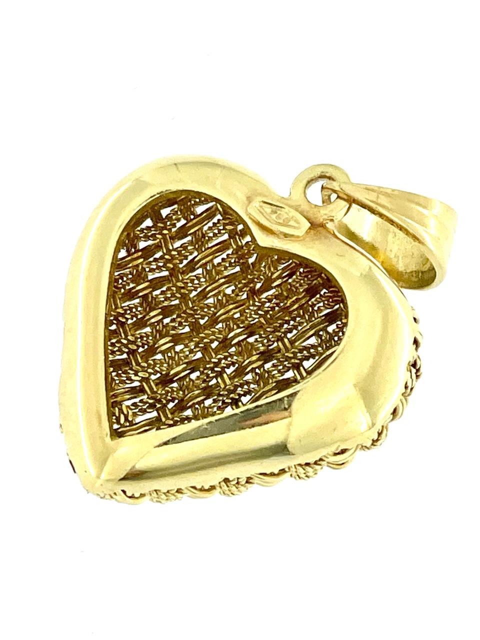 Women's or Men's French Heart Pendant Yellow Gold Filigree For Sale