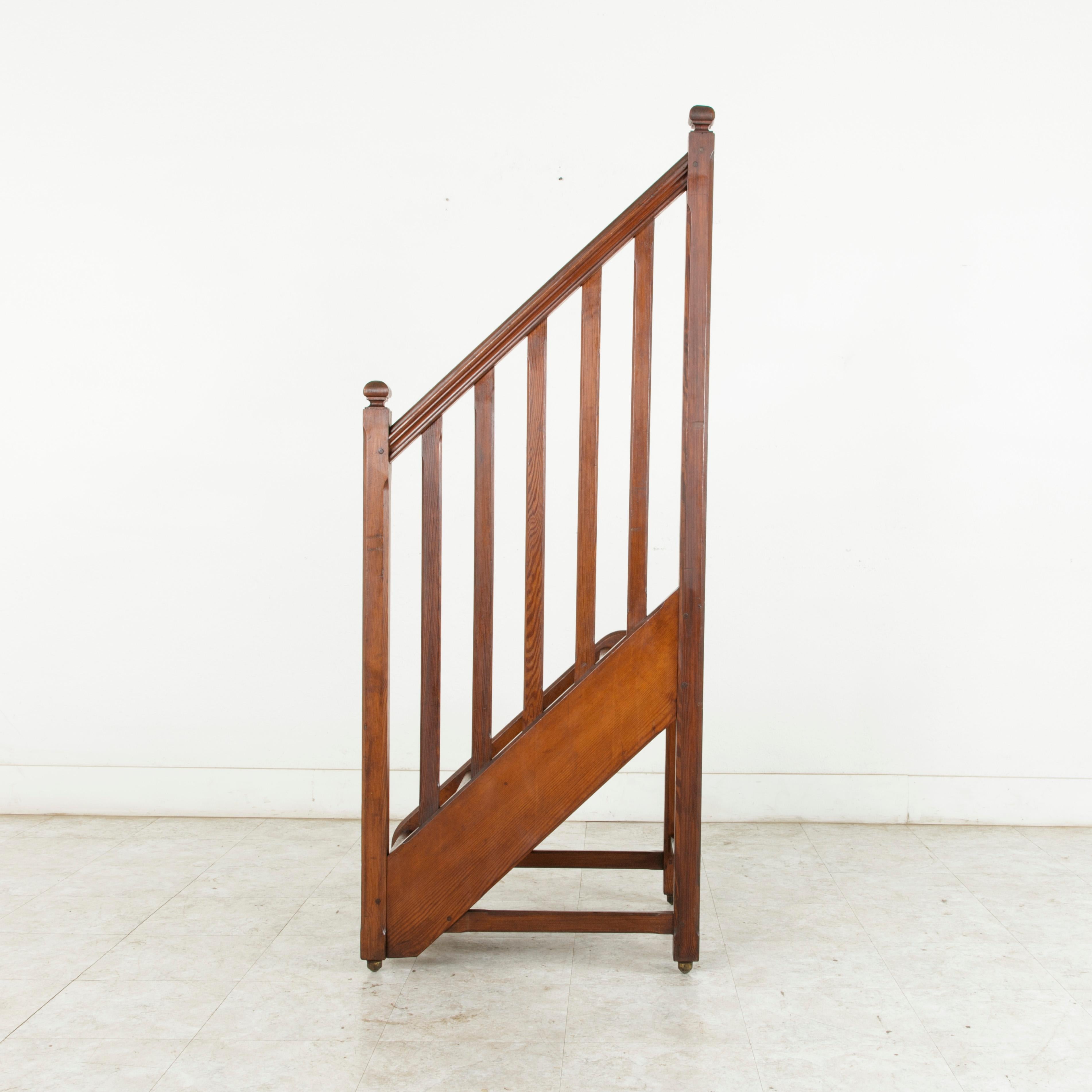 French Heart Pine Library Steps or Ladder on Castors with Hand Rail, circa 1900 1