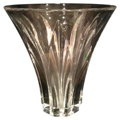 Vase français de Baccarat dans le motif Brigitte