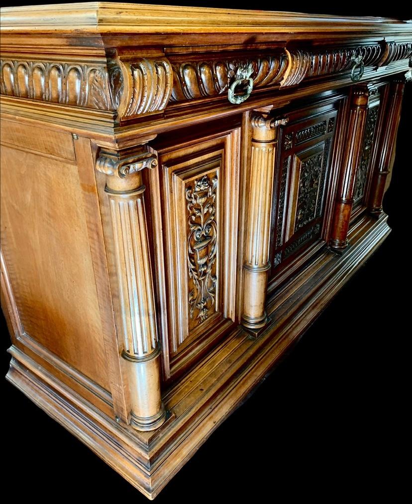 French Henri II Style Hand Carved Walnut Buffet a Deux Corps c. 1880 In Good Condition For Sale In New Orleans, LA