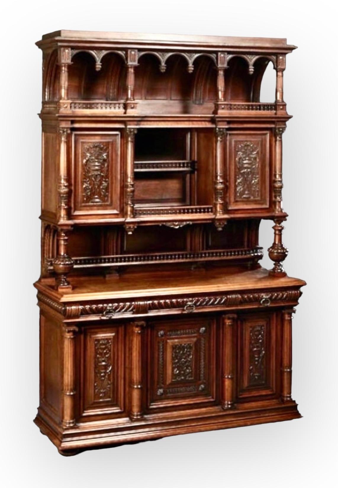 French Henri II Style Hand Carved Walnut Buffet a Deux Corps c. 1880 For Sale 1