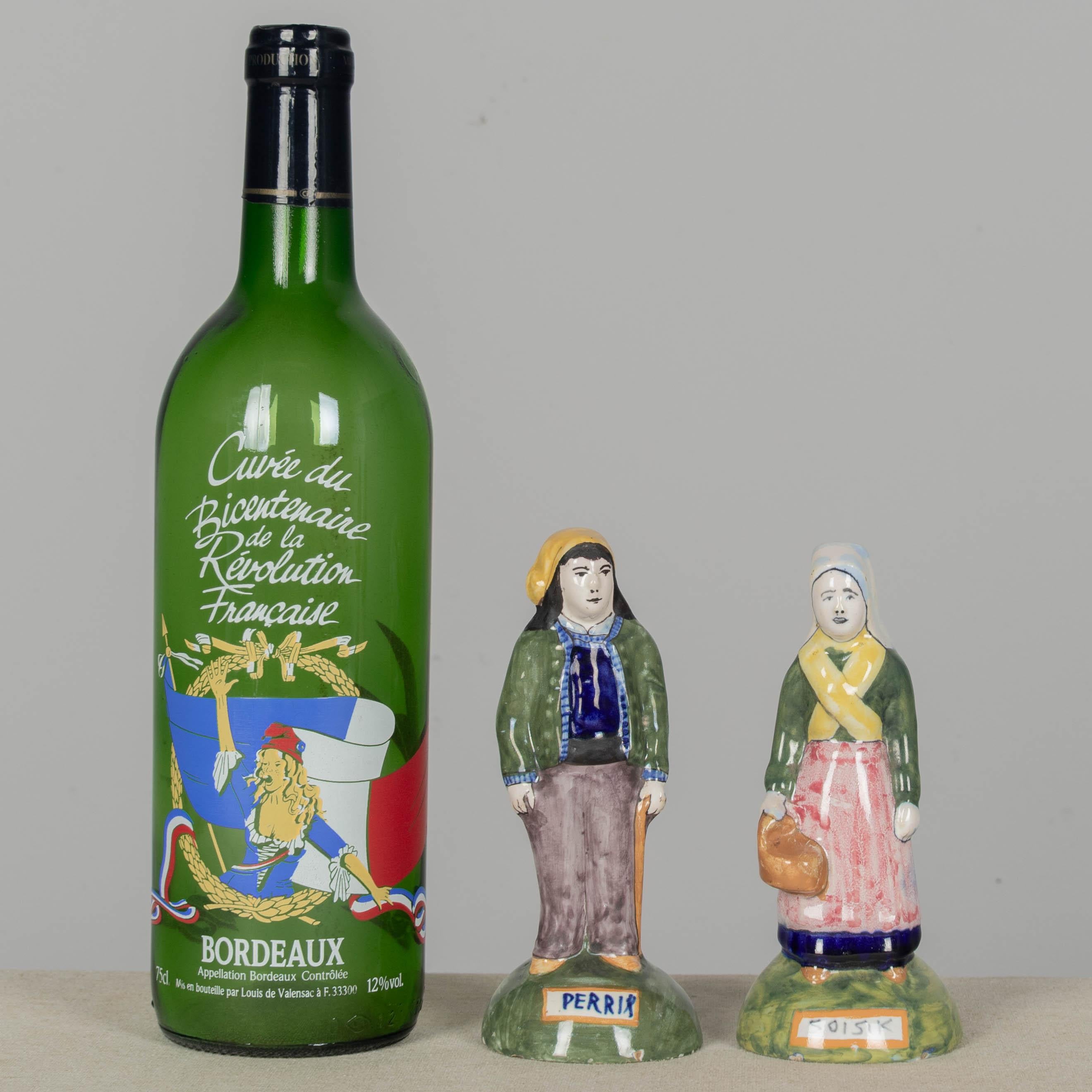 French Henriot Quimper Faience Figurines, a Pair For Sale 4