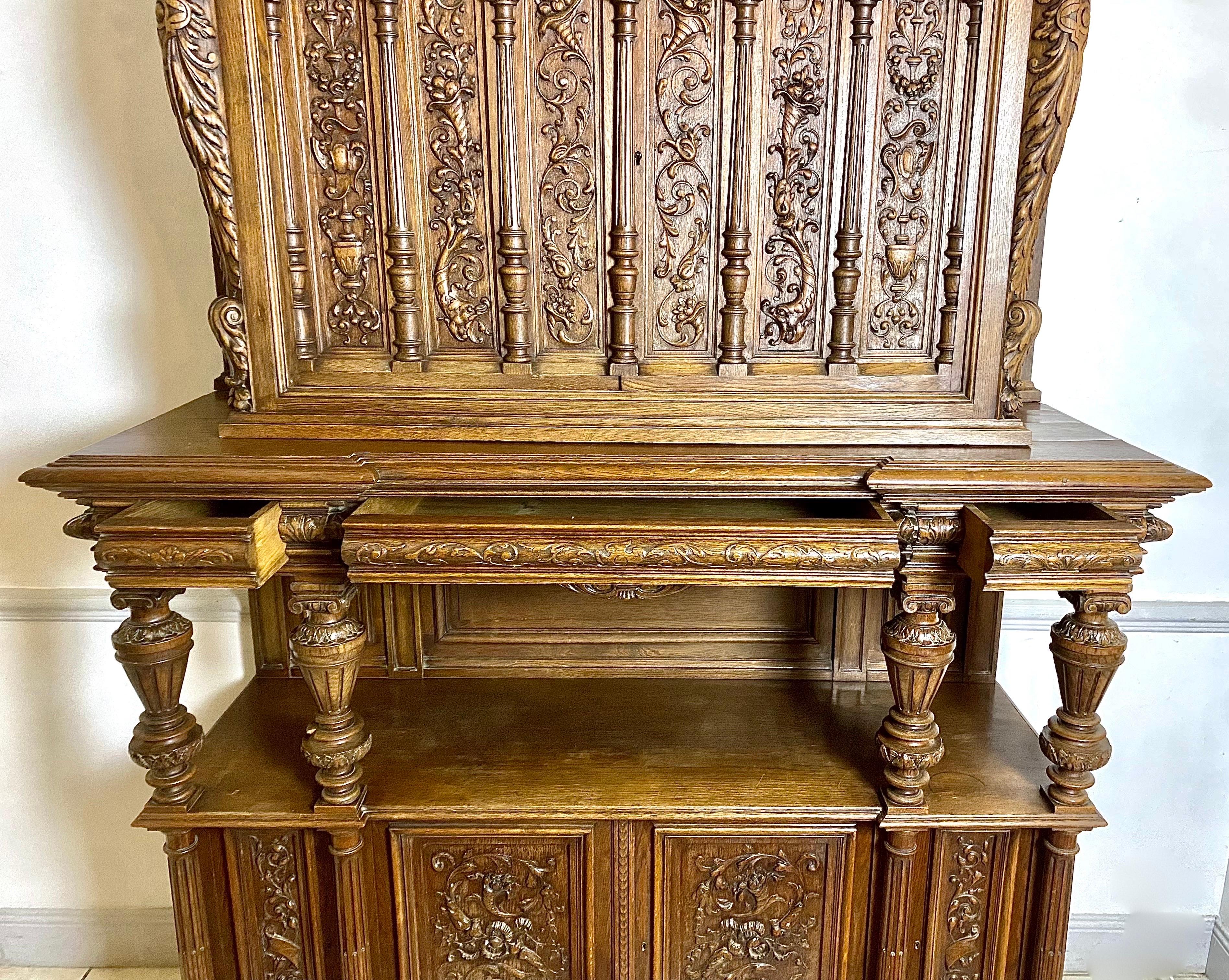 French Henry II Castle Dresser Sideboard credenza Buffet - Renaissance - 19th For Sale 13