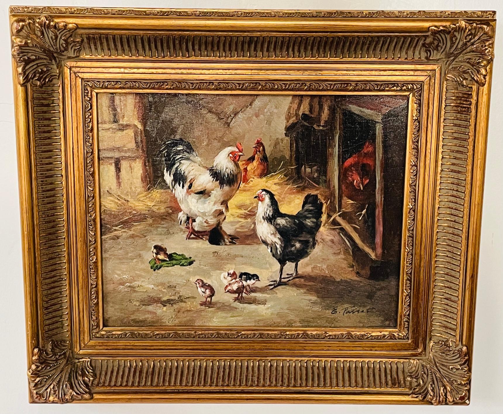 Une peinture à l'huile sur toile du début du 20e siècle représentant des poules et des poulets dans une ferme à la manière de Claude Guilleminet. Le tableau est finement présenté dans un cadre en bois sculpté et doré sur mesure et est signé