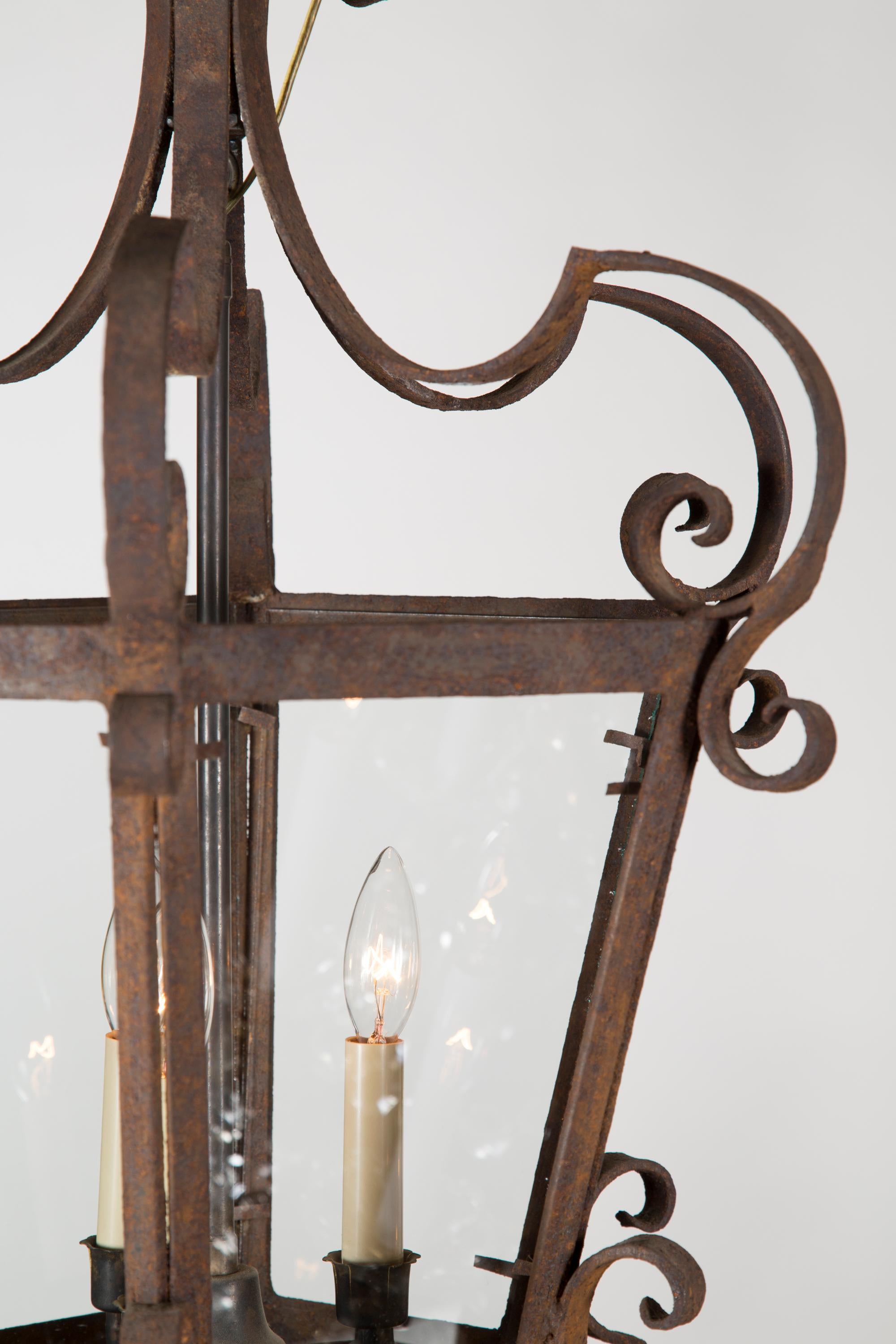 French Hexagonal Wrought Iron Hanging Lantern, 19th Century In Good Condition For Sale In New Orleans, LA