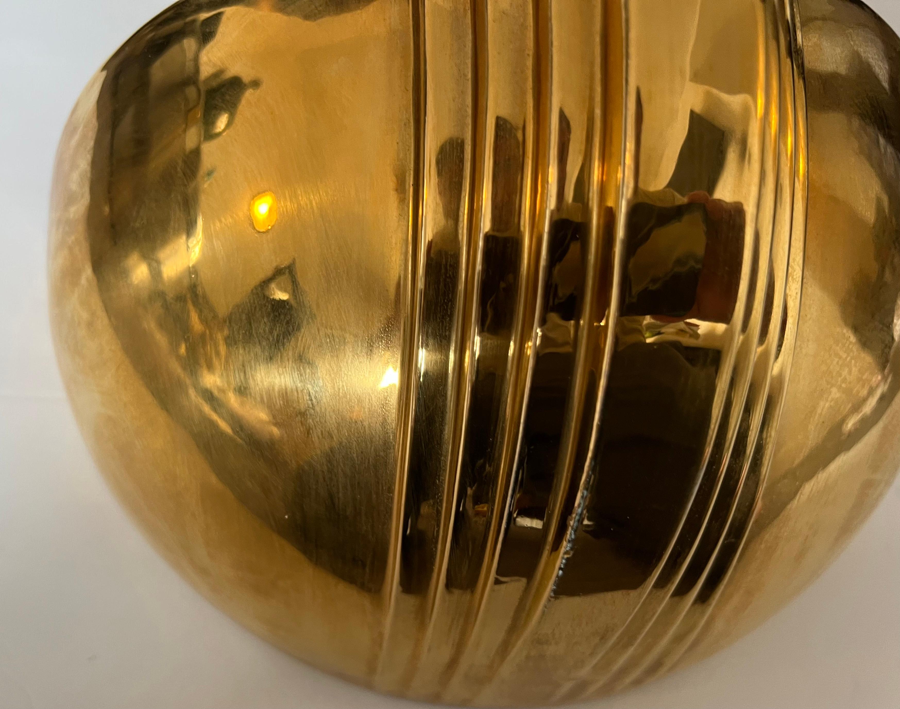 French High Style 1980s Art Deco Golden Ceramic Wall Light 6