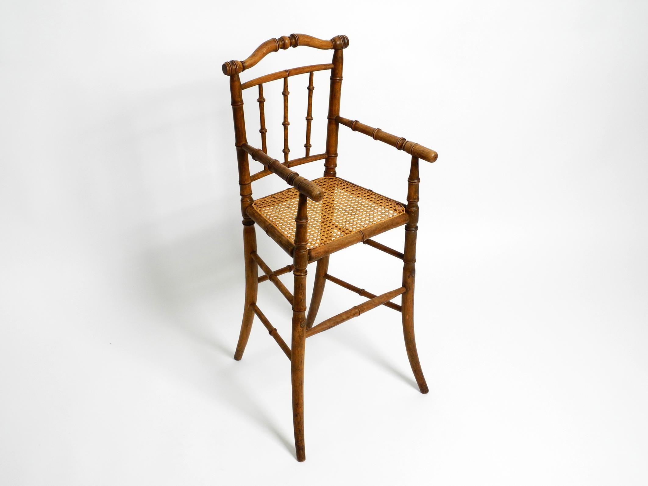 French Highchair for a Child from the 30s Made of Bentwood with Viennese Wicker  For Sale 12