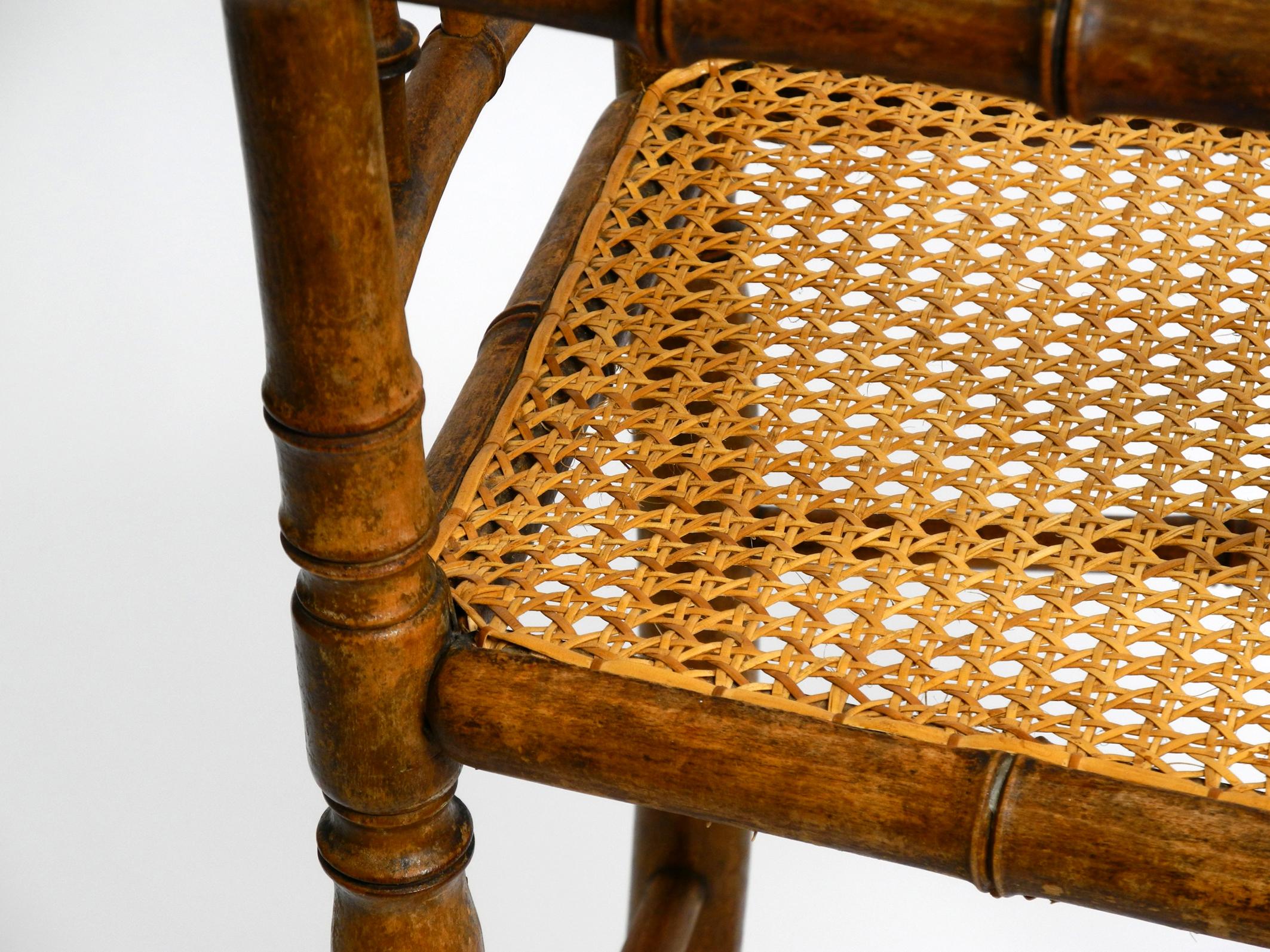 French Highchair for a Child from the 30s Made of Bentwood with Viennese Wicker  For Sale 2