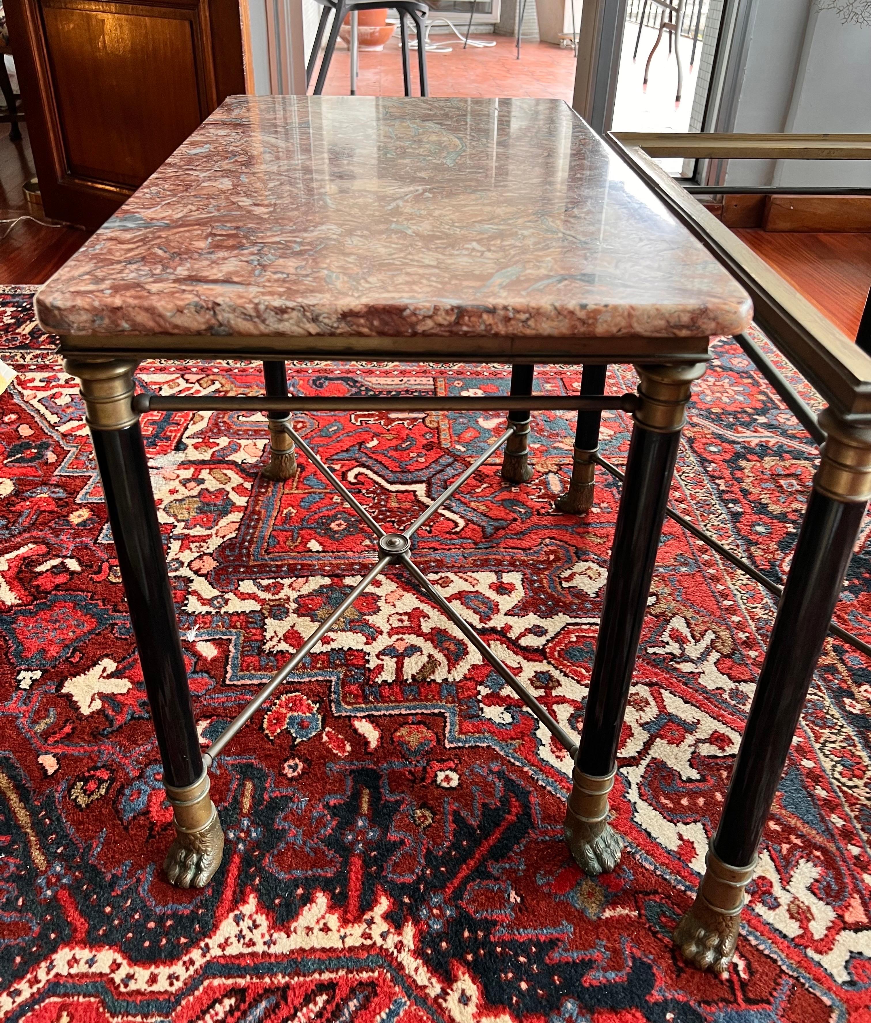 Coffe-Tische im Hollywood-Haus Jansen-Stil aus Eisen, Bronze und Marmor (19. Jahrhundert) im Angebot
