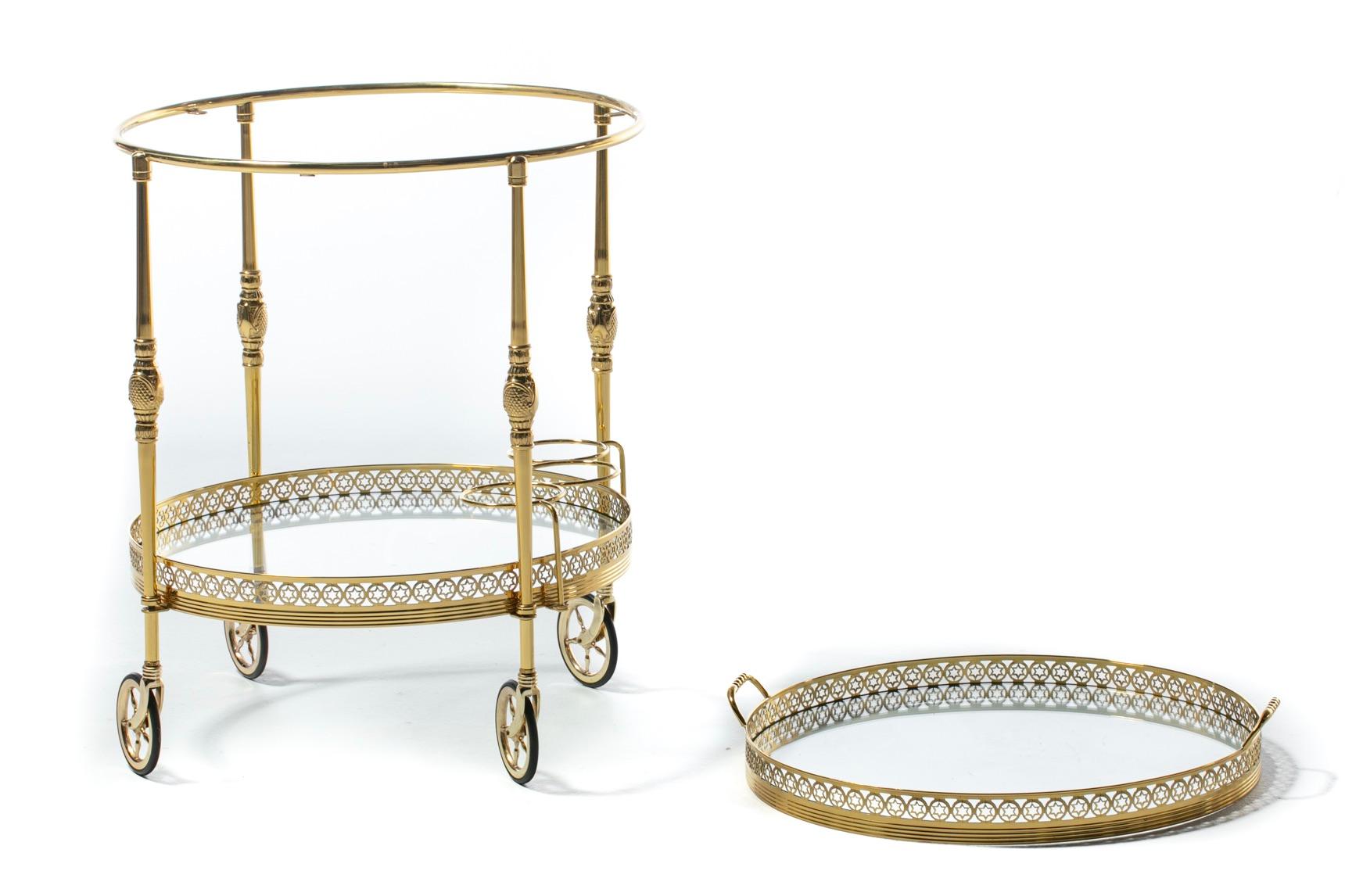 French Hollywood Regency Brass Bar Cart with Star Motif c. 1960s  For Sale 1