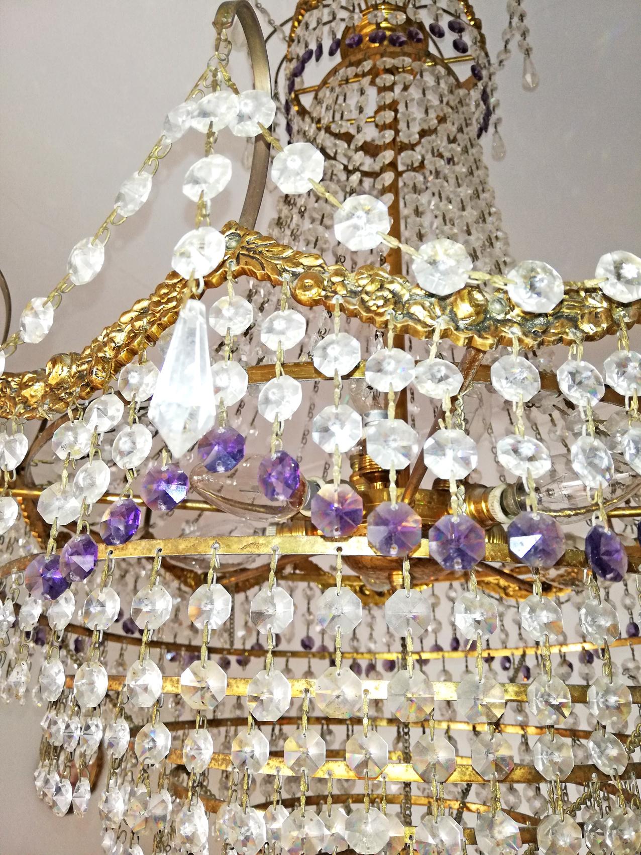 French Empire Regency Chandelier in Gilt Bronze and Amethyst Cut Crystal For Sale 3