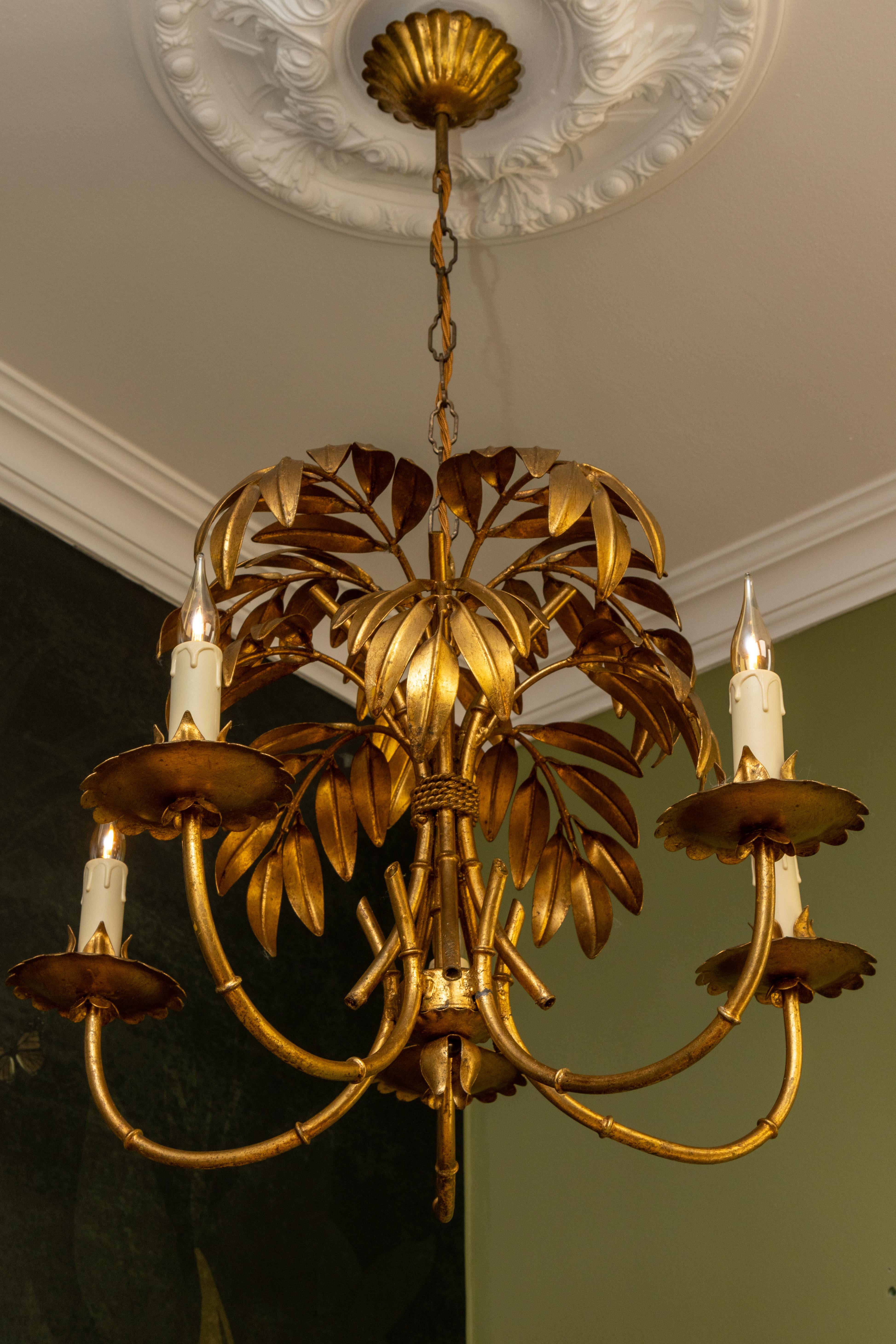 French Hollywood Regency Gilt Metal Bamboo Palm Five-Light Chandelier, ca. 1950s 1