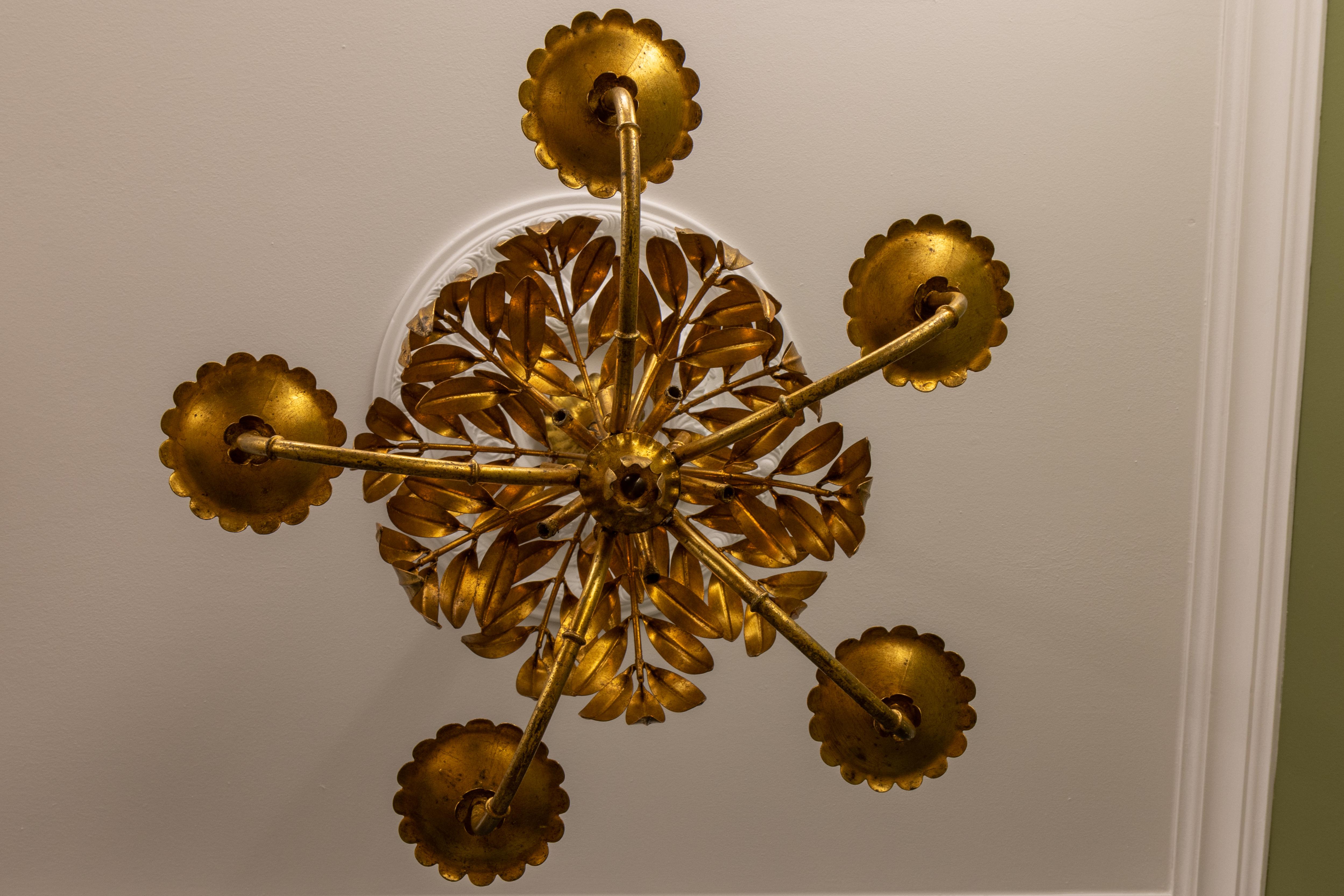 French Hollywood Regency Gilt Metal Bamboo Palm Five-Light Chandelier, ca. 1950s 4