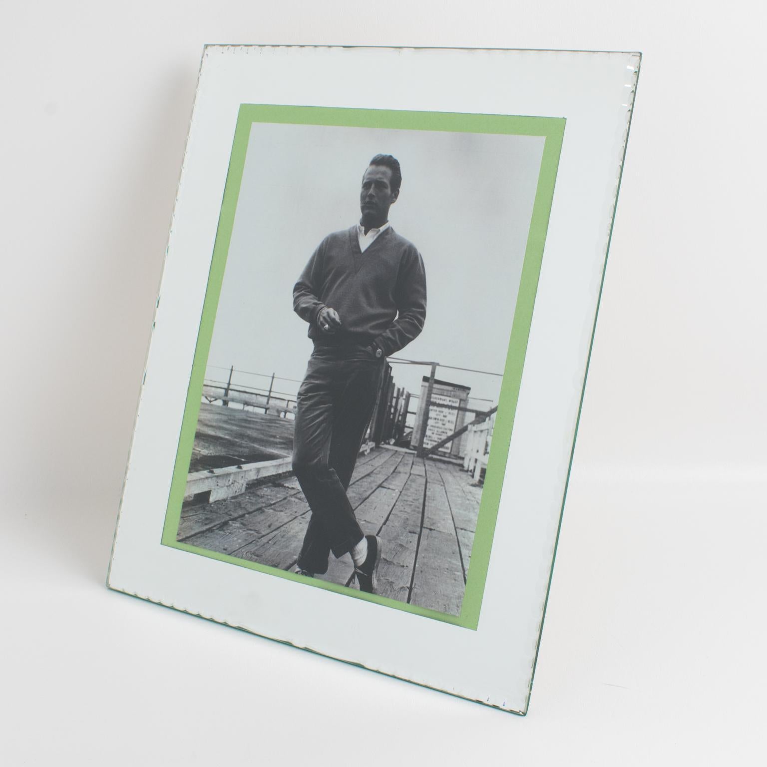 French Hollywood Regency Mirrored Glass Picture Photo Frame, 1940s For Sale 4