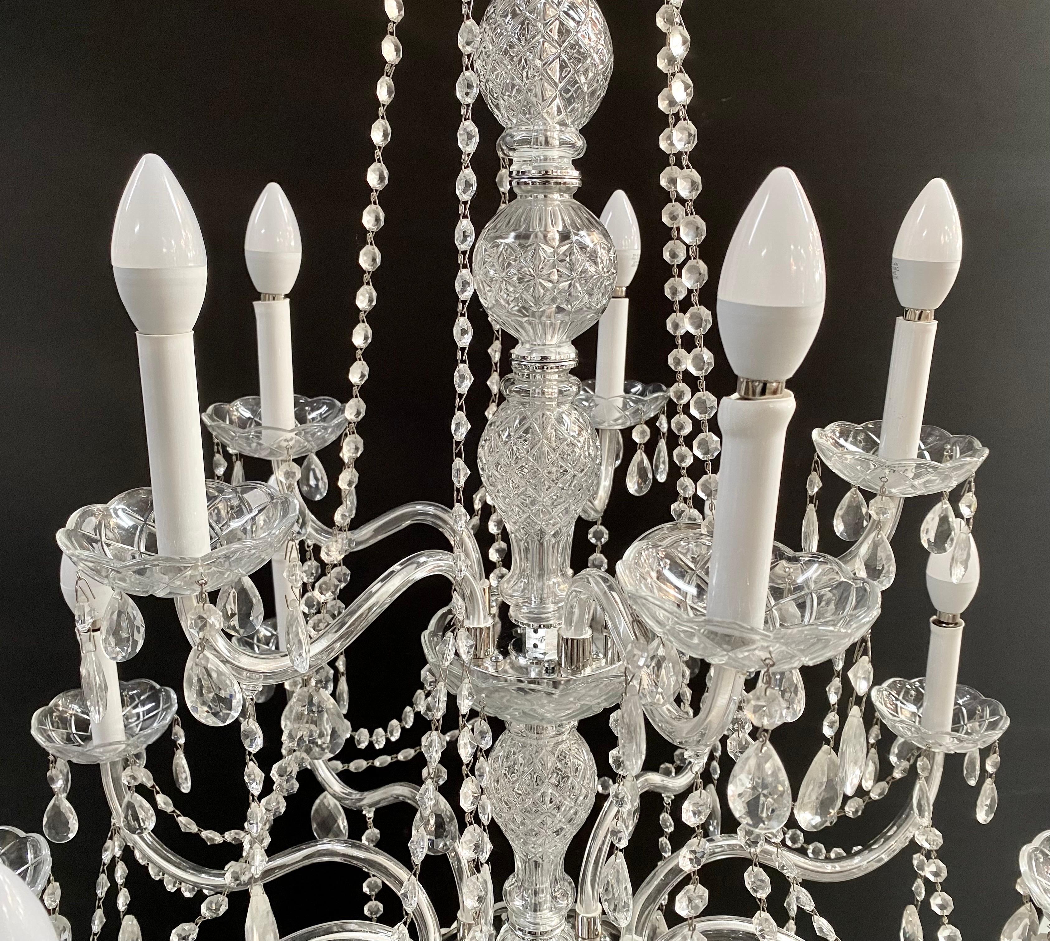 French Hollywood Regency Style Crystal Chandelier, 15 Arms  For Sale 8