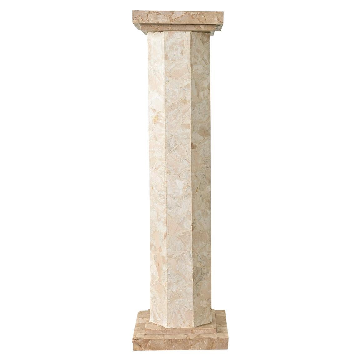 Französische Hollywood-Regency-Säule aus Travertin im Angebot
